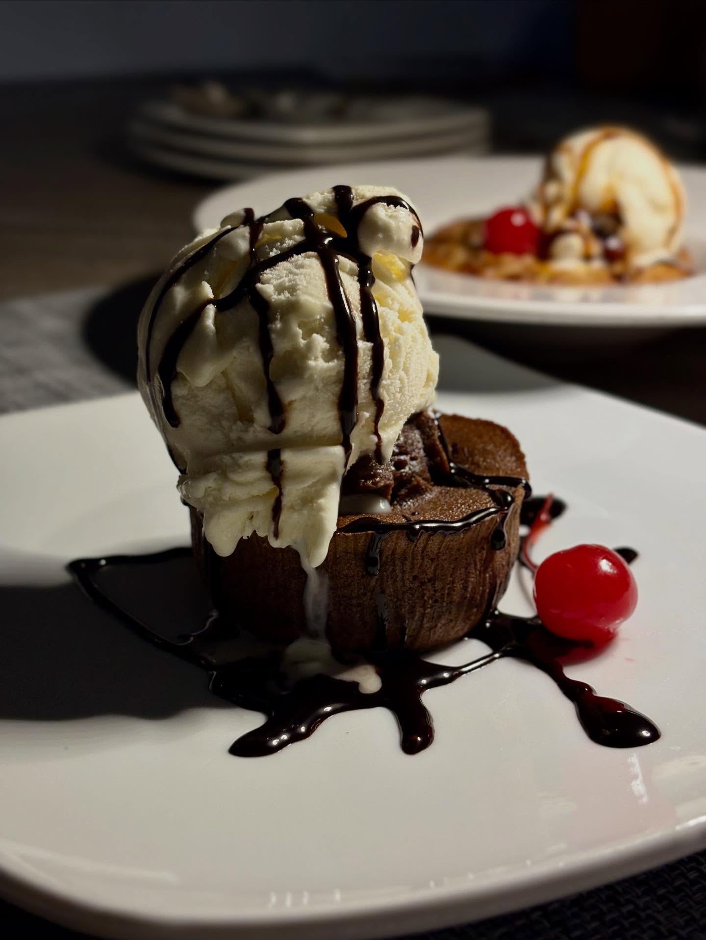 A little indulgence never looked so pretty🍒