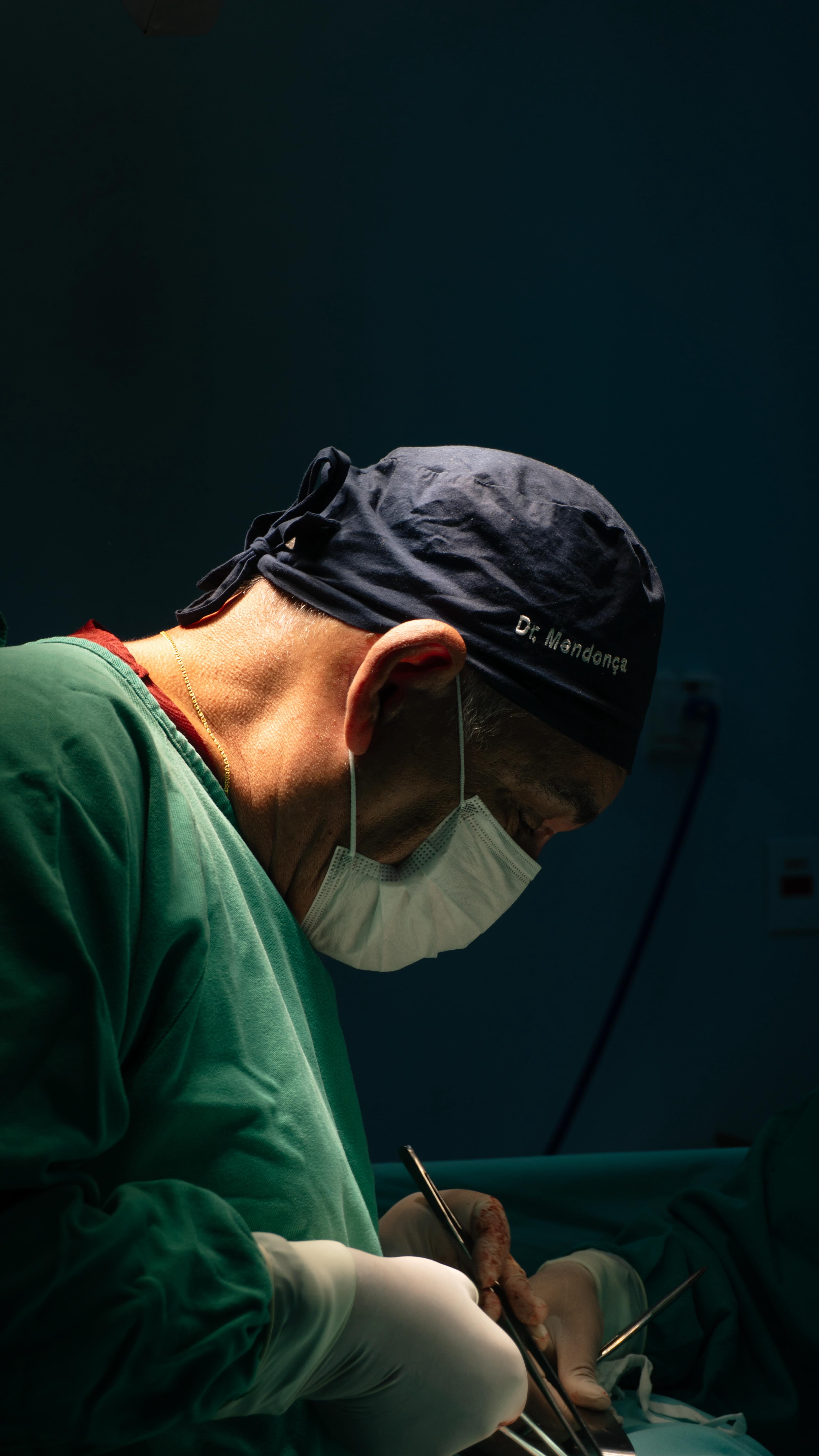 Hoje, 13 de dezembro, concluímos um dia de trabalho intenso, marcado por dedicação, cuidado e compromisso com a vida 💙
O Mutirão de Cirurgias dos Filantrópicos mostra, na prática, a força do trabalho em equipe e o papel essencial dos hospitais filantrópicos na saúde pública. Cada cirurgia realizada representa mais dignidade, mais esperança e mais qualidade de vida para quem confia em nosso trabalho.
Seguimos firmes, com responsabilidade e humanidade, fazendo a diferença onde mais importa.
@fehosp
@humbertotobe
@minsaude
@sergio_padaria
@polacomoura
@vereador_ricardodias_
@rosanavitorassi
@tavareschalup
@sms_apiai
@anaalziramsrtinez
@nicobefer
@cmbsantascasas
@ananias.g.pereira
#mutiraodecirurgias #saudepublica #ministeriadasaude