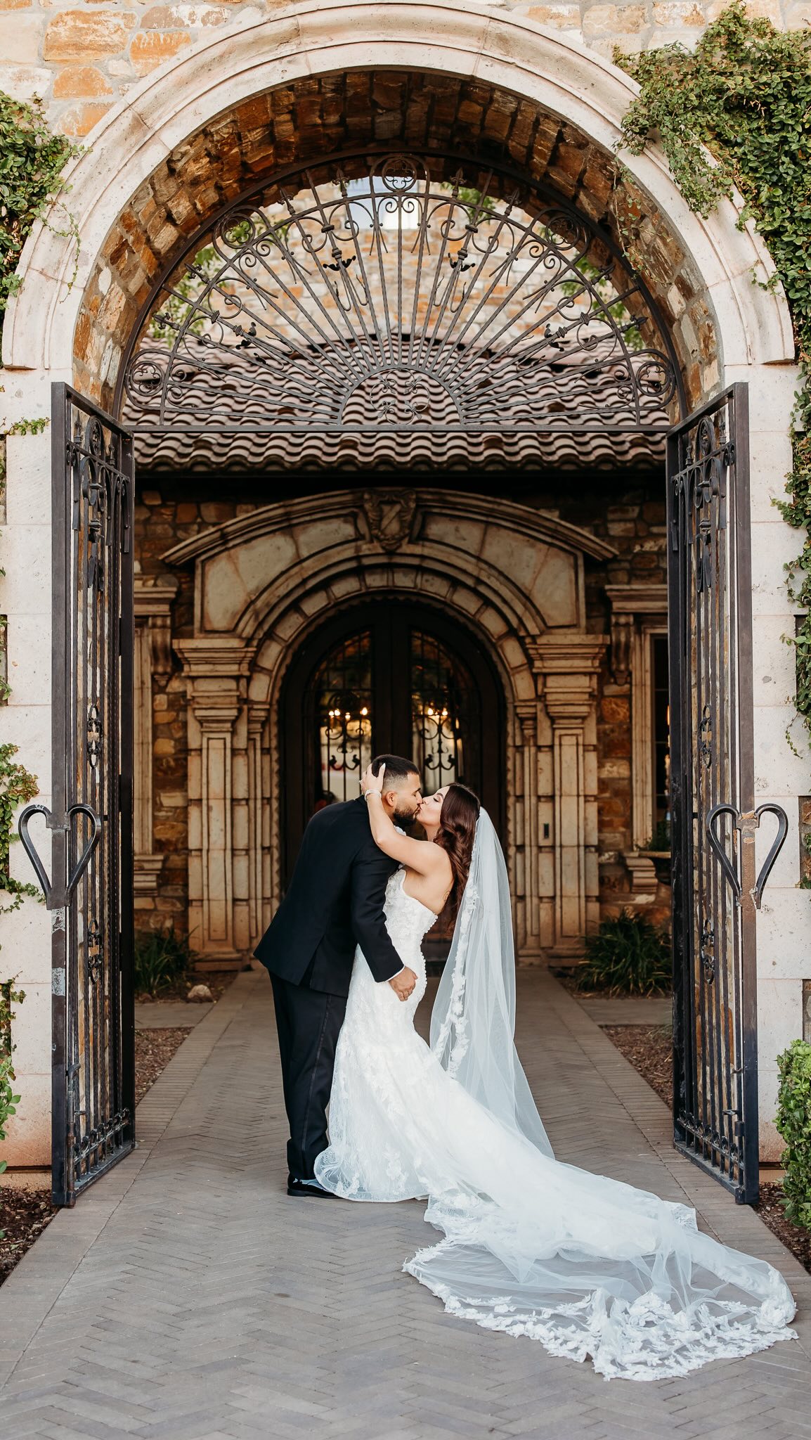 A little sneak peek from a day filled with love, laughter, and unforgettable moments 🤍
From quiet in-between glances to the energy on the dance floor — this day was pure magic. So grateful to capture every detail, every emotion, every story as it unfolds.
Venue @villasienaweddings
dding highlights, emotional wedding, Arizona wedding photographer, timeless wedding, romantic wedding day, storytelling photography, candid wedding moments, elegant details, Arizona wedding videographer
.
.
.
#weddinghighlight #weddingvideovibes #arizonawedding #weddinginspo #weddingmoments #weddingstory #romanticwedding #weddingdetails #loveinthemoment #candidwedding #timelesswedding #weddingdaymagic #azweddingphotographer #weddingreel #weddingfilmfeel #arizonaweddingvideographer #phoenixweddingvideographer