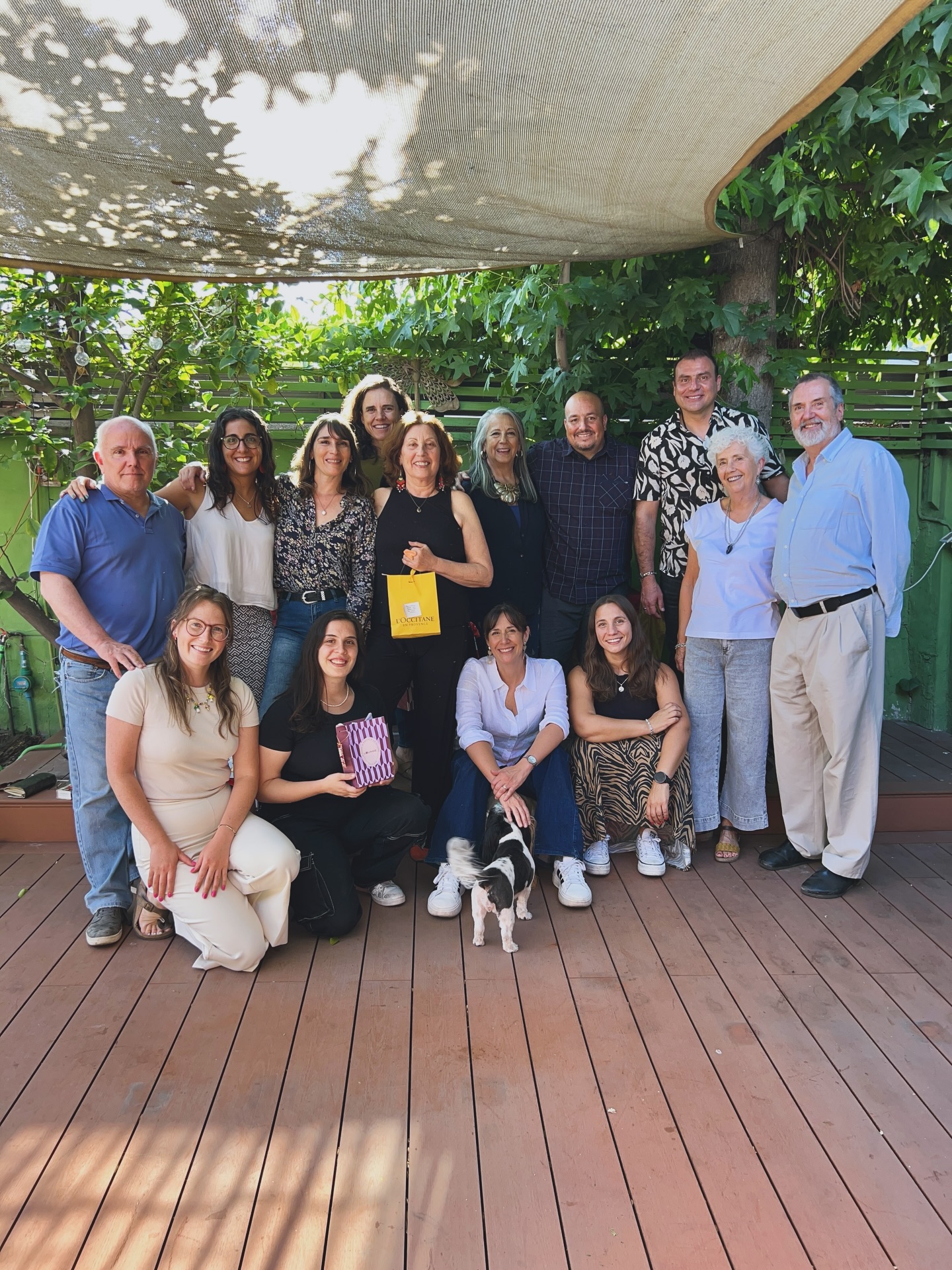 Cerrando el año con este gran equipo que nos ha acompañado en todas nuestras aventuras y desafíos! Vamos por más el 2026 🚀
@esalazarmaestri
@sergio_auad
@malcolm_hudson
@anamariatorrescoach
@ivonnestade
@aldoleonelcalcagni
@cristinaguell_coach
@alexvaras_coach
@fernandaiber
@alelahr
@fercandiab_coach
@sie.sonntag
@_.aaaliis._