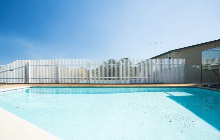 We made it! Welcome to summer peeps, let the good times roll!
Fancy a home extension, outdoor living space or kitchen and bathroom refresh?
If you're planning to renovate your place next year, now is the time to get on the books so you're ready to roll in the early months of next year.
===========
🔨 Byron Bay Builder & Carpenter - home renovation, kitchen, bathroom and outdoor living specialists