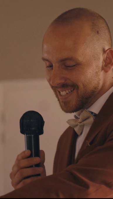 Toujours plus de Bromance !
Steven et Mathieu, ami de longue date, c’est de la fraternité à ce niveau là 😁
#bromance #wedding #weddingday #weddinginspiration #mariage