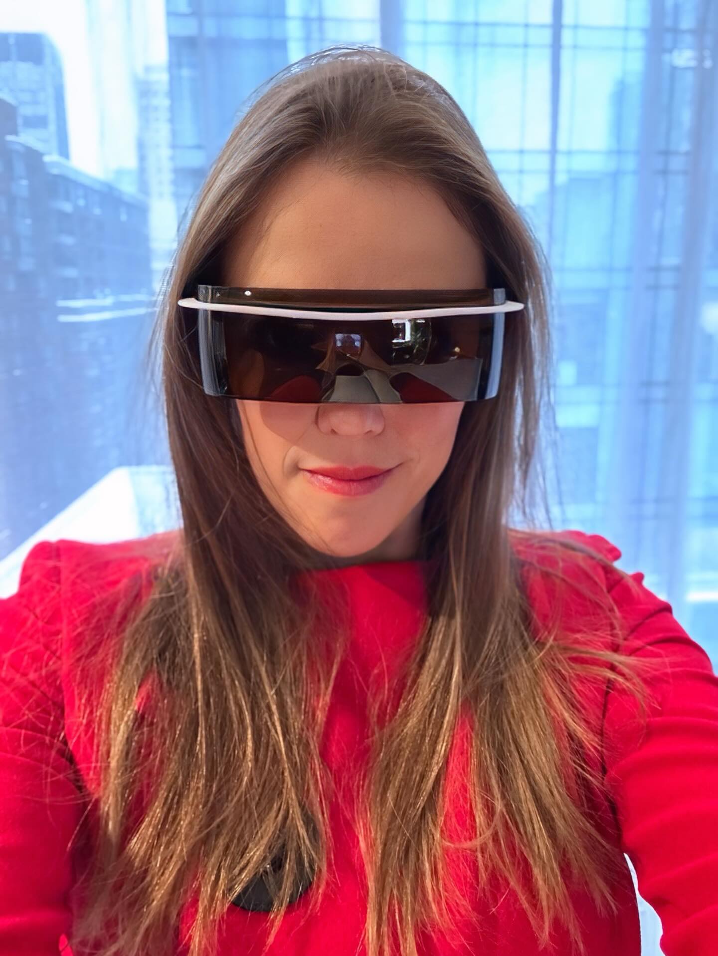 « Novembre est un beau mois. Mais il faut aimer le gris. »
ou le fuir…
Avec plus de 20 000 km parcourus entre Europe et Amérique du Nord, petit retour sur mon mois de novembre 2025.
.
1. Futurist style à Montréal… sous la neige 😎❄️
2. Souvenirs de 3 jours extraordinaires au Canada 🇨🇦
3. Empire State -of Mind- 🌃 NYC by night
4. Traces de 2 jours incroyables dans la Grosse Pomme 🍎
5. Wave style au Golden Bridge 🌁
6. Mémoires de 2 jours fabuleux à San Francisco 🚃
7. « La classe à Dallas » - Texas 🤠
8. Retour sur 5 jours uniques à Dallas 🇺🇸📸
9. Apprécier le retour dans son cocon familial 🛋️🤍
10. Se remettre au travail 🧑🏼🎄🤎
11. Se mettre un coup de pression à M-1 de Noël 🎄
12. Fêter ses 5 ans 🕯️🕯️🕯️🕯️🕯️💙
13. Passer en mode « All I want for Christmas » pour accélérer les derniers jours de novembre
14. Toujours s’émerveiller devant un rayon de soleil automnal…