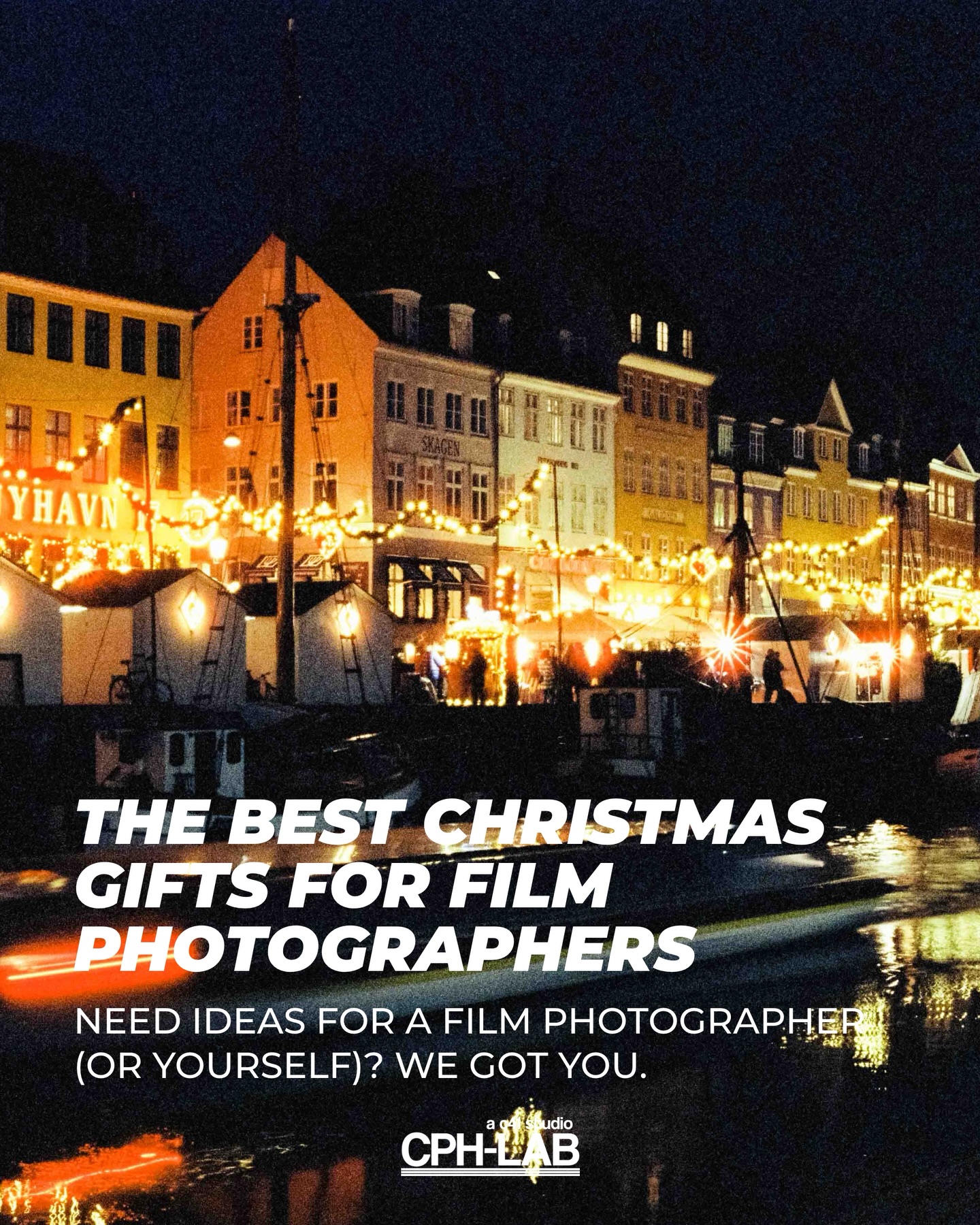Film always fits under the tree 🎄 We’ve put together a cozy little Christmas gift guide full of analog joy — from film rolls and cameras to gift cards and fun extras. Whether you’re shopping for a friend, partner, or treating yourself (we fully support that), these picks are guaranteed to bring holiday cheer 🎁🎞️