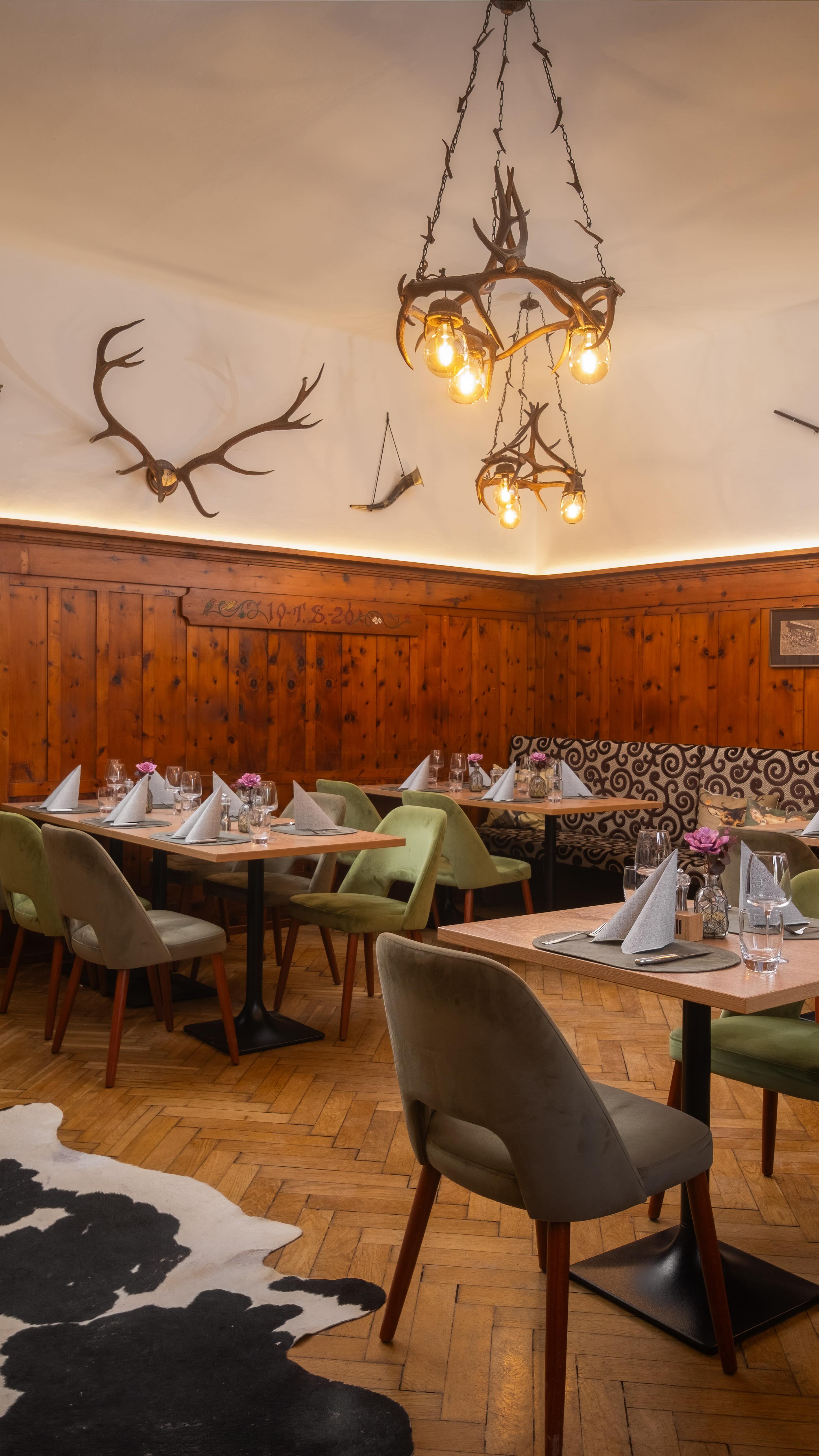 Keine Idee, wo du besondere Anlässe feiern sollst? Wie wär’s mit unserer gemütlichen Jägerstube – der perfekte Ort für unvergessliche (Genuss)Momente. 🦌✨
#wrannissimo #genuss #veldenamwörthersee