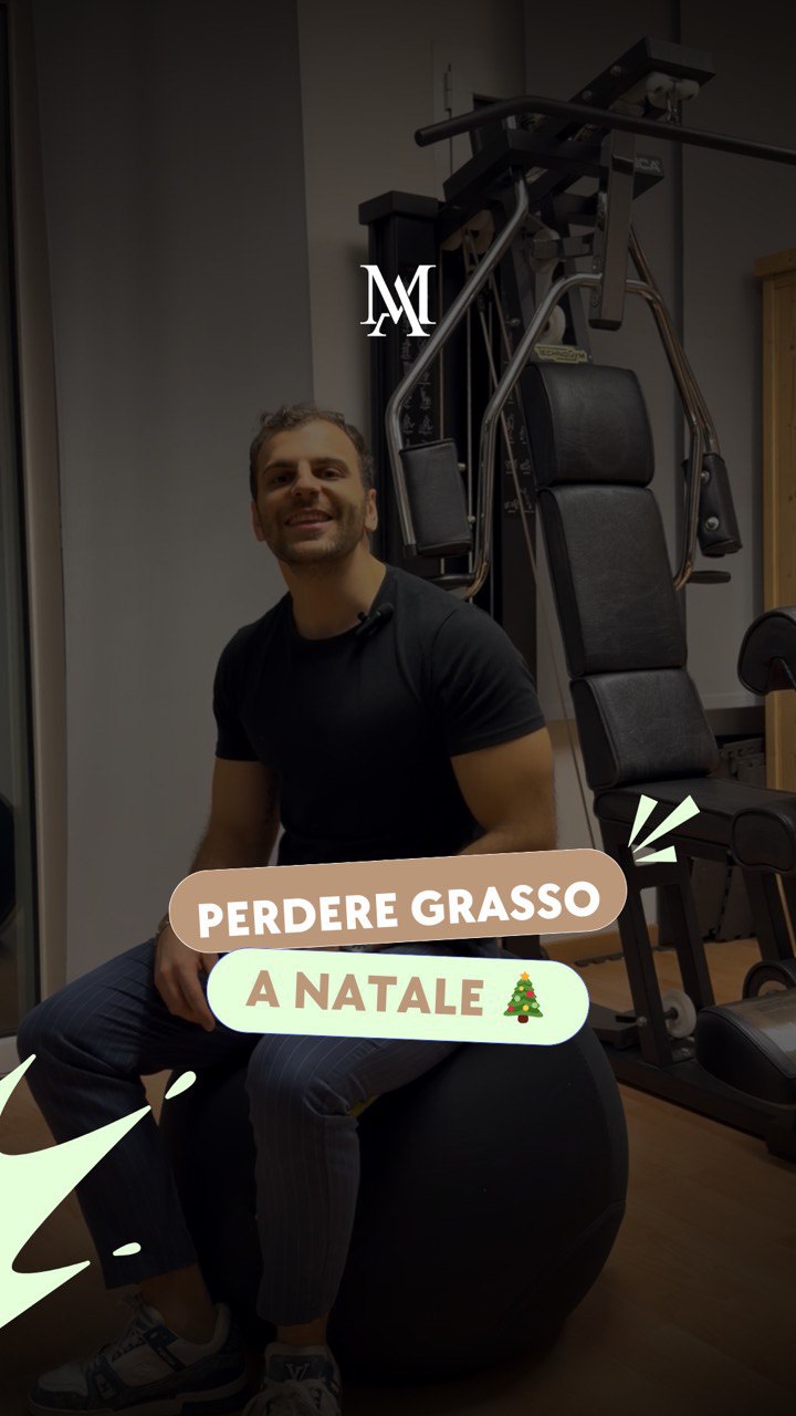 “Inizio dopo le feste”.. Quante scuse ti racconti ogni giorno per rimandare l’inizio del tuo percorso? 🫣
Ti sei mai chiesto perché succede sempre così? Perché aspetti il momento perfetto ma il momento perfetto non esiste e per questo troverai sempre una scusa!
Le persone con i risultati più straordinari hanno una cosa in comune: hanno iniziato quando gli altri aspettavano e a volte hanno iniziato nei momenti “peggiori”.
Durante il Covid, a dicembre, quando tutto sembrava impossibile.
Non hanno aspettato di sentirsi pronti, si sono resi pronti 💪
Tu quando smetterai di scappare da te stesso? Il momento giusto non esiste, puoi renderlo giusto TU ✨