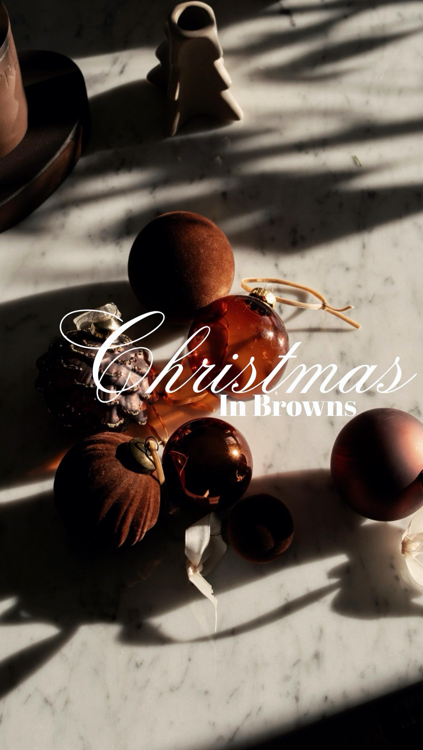 The festivities are beginning & we’re going brown this year. I know surprise, surprise 🫢🤎✨
What do you think of the Baubles we’ve found? We went for chocolatey brown velvet with brass & different glass brown & bronze baubles, all with a variety of hand tied ribbons 🤎✨ LOVE the brown and antique brass look!
What theme are you fancying this year?
Love,
Nicola & Vicki xx
Christmas | Festivities | Chocolate | Decor | Japandi Christmas | Colour Trend 2025 | Warm Minimalism | Baubles | Brown | Chocolate Brown | Christmas 2025 | Soft Minimalism #christmasdecor #christmas2025 #japandichristmas #brownthemechristmas #brownchistmas