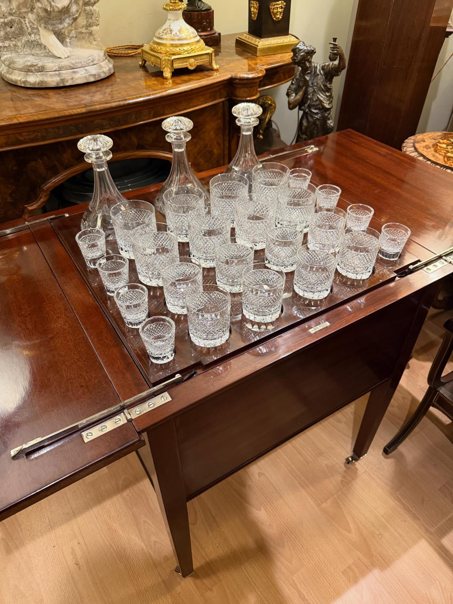 Mahogany surprise bar#crystal glasses#crystal decanter#fully fitted#walker and hall#antique in Portobello