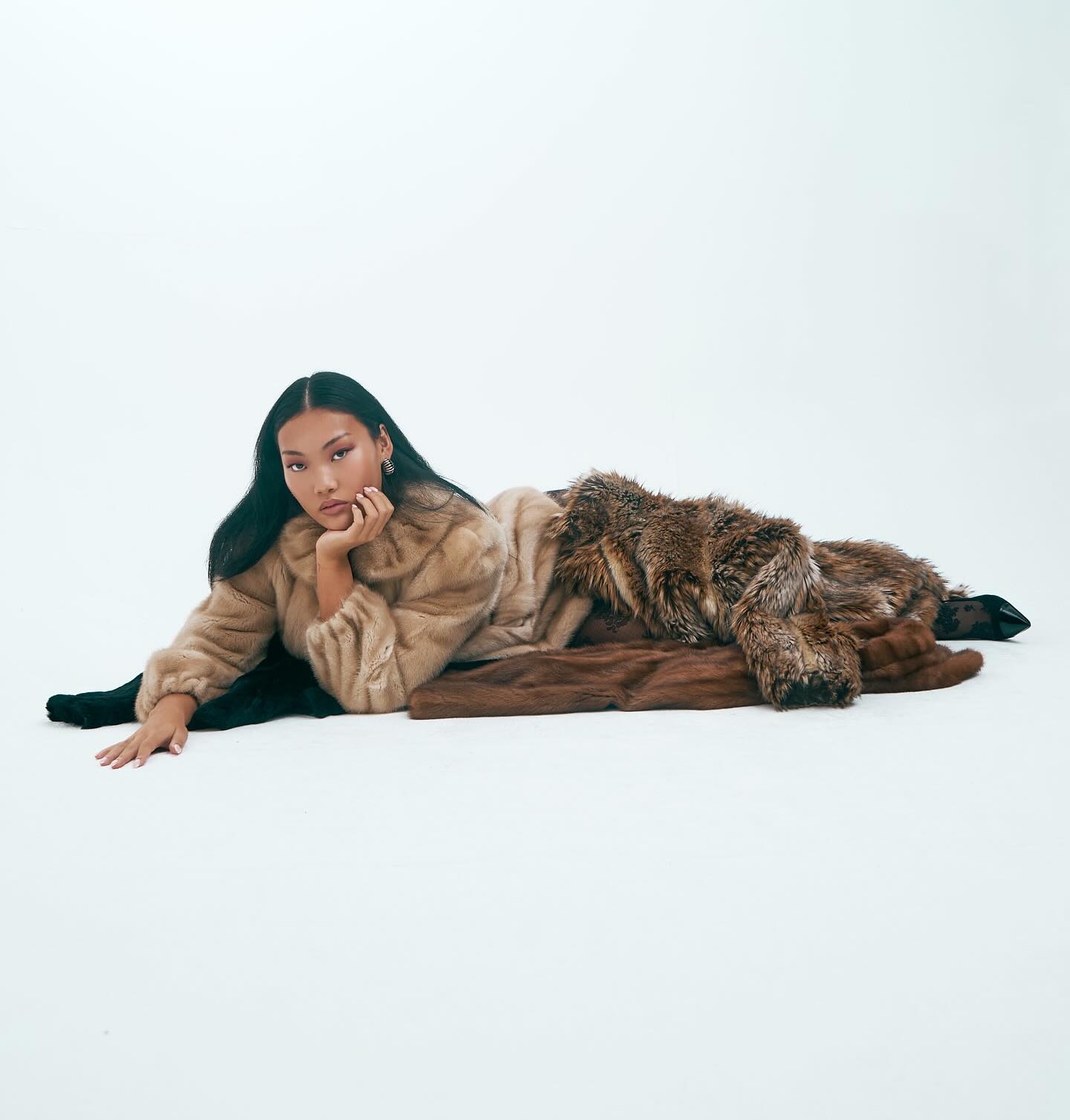 📸✨
Photographer : @jodeyephotography2.0
Muse @feliciallim
Mua @yulincmakeup
Stylist @tessfashionstylist