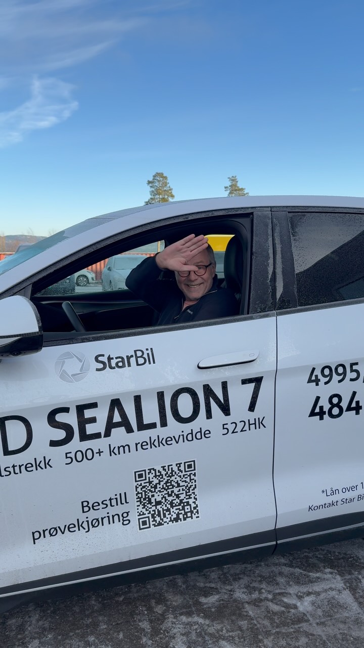 Er dette din nøkkel før nyttår?
Med det foreslåtte statsbudsjettet for 2026… Kevin tok ingen sjanser 😉🎁
#nybil #bilforhandler #skien #bydsealion #elbil