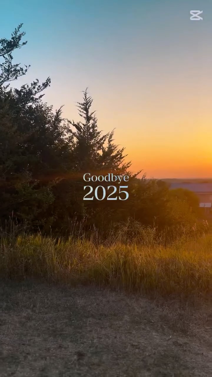 What a year!✨From tear-filled first looks to dance floors that never slowed down, we had the honour of coordinating weddings for the most incredible couples. Thank you for trusting us with your vision, your families, and your favourite moments.
Here’s to every love story we got to be a part of in 2025, and to all the magic still to come.✨
theweddinglab.ca | theweddinglabcanada@gmail.com | or through our DMs