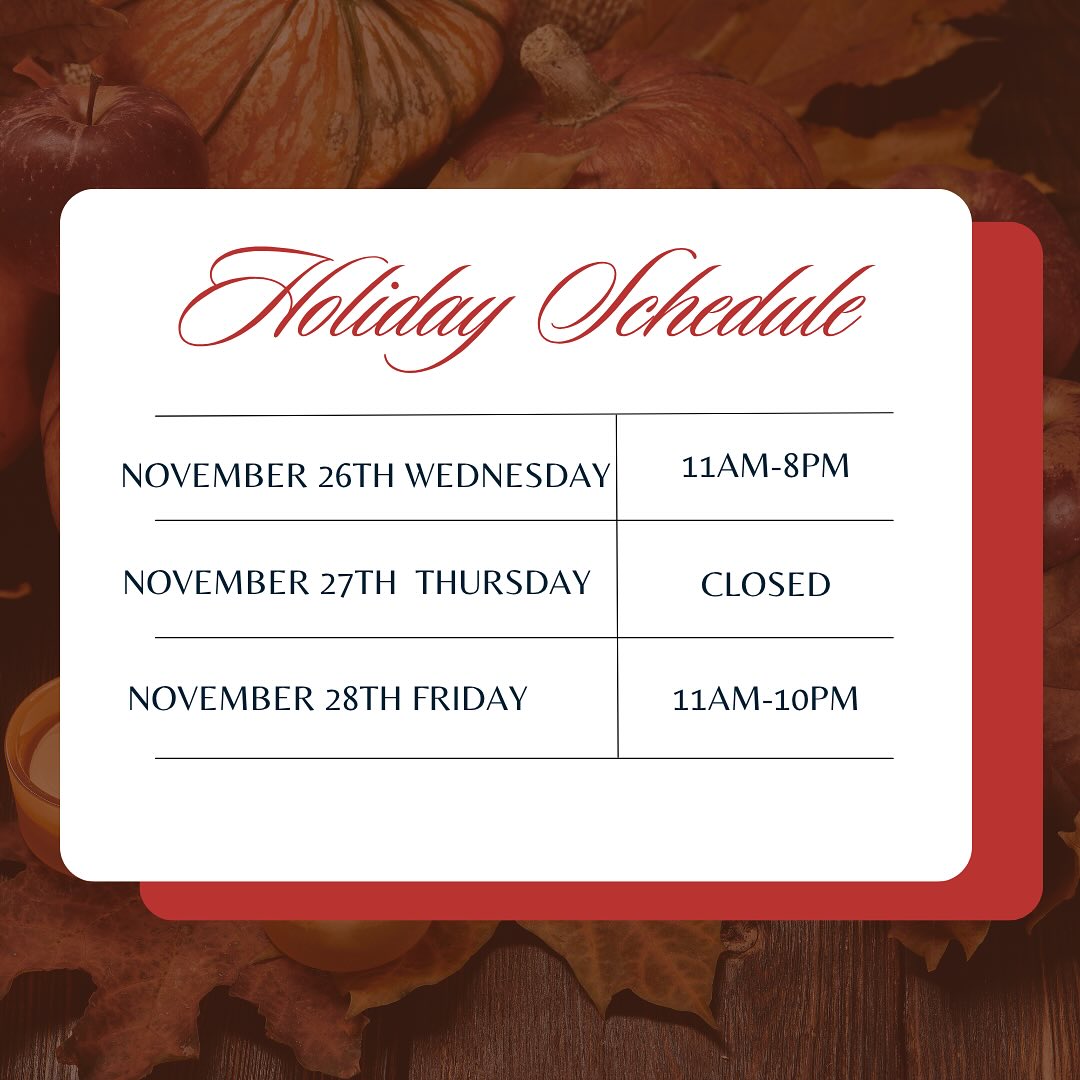 Plan your visit ahead! Check out our holiday hours and stop by for your favorite Mexican dishes. 🎄🌯