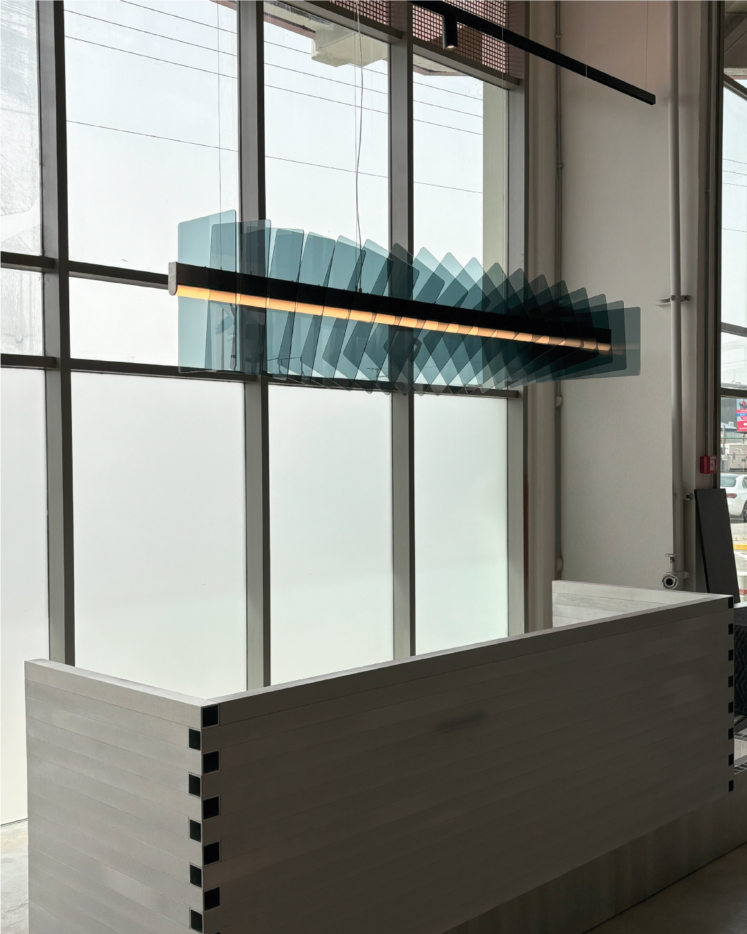 Twist
Aluminum | Plexiglass
Over an exceptional reception desk in a spectacular office space designed by @roydavidarchitects