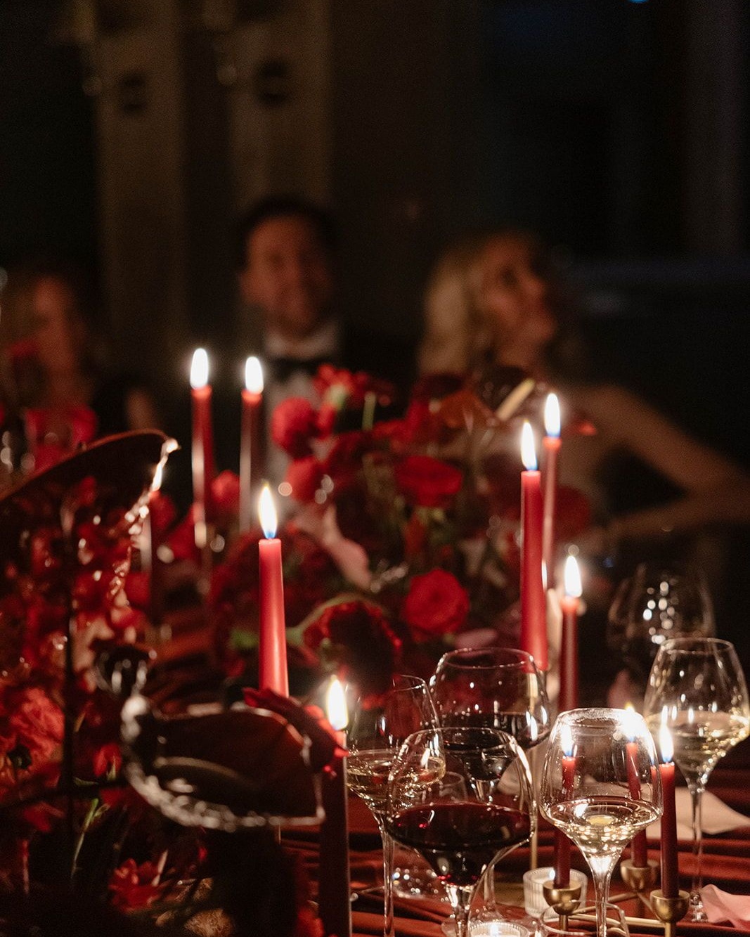 When light softens and time slows, we remember what connection feels like. Spaces speak — and we design them to whisper emotion.
Planning, concept, design, stationery & florals: @gaeadesignevents
Rentals: @hussenzauber
Photography: @kuenzli.photography
Videography: @kuenzli.photography
make-up artist: @sinemyavsaner
musicians (wedding day): @feelgoodinc.ch
musicians (ceremony): @lemancellos
light & tech: @sparkevents_ch
#weddinggown #bridalgown #bridaldress #weddingfashion #mariage #weddinginspo #weddingflowers #weddingstyle #weddingideas #weddingplanning #weddingdecor #weddinginspiration #weddingplanner #weddingdetails #floraldesign #floraldesigner #GAEAAtmosphere #SacredEvenings