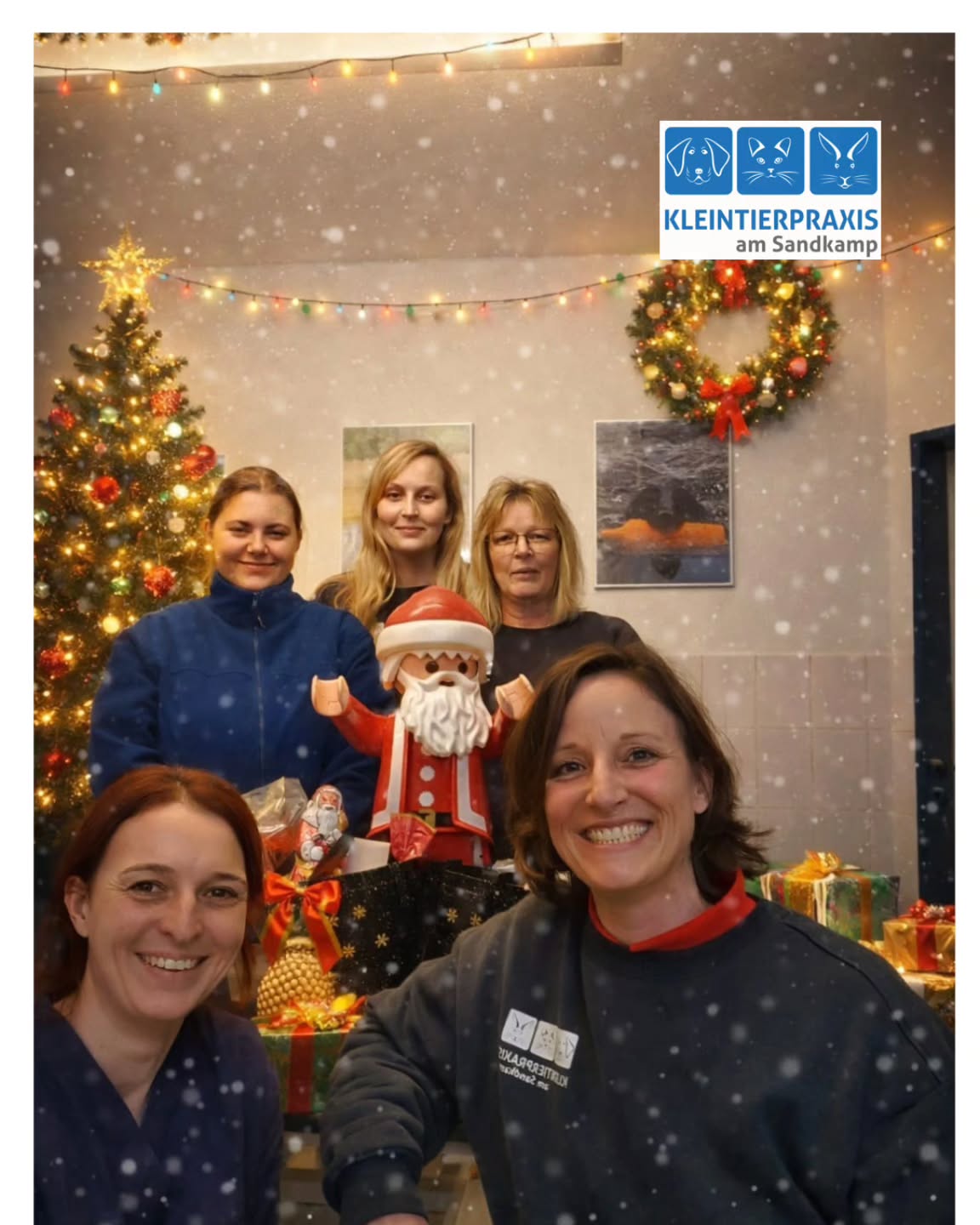 🎅🐾 Weihnachts- und Neujahrsgrüße aus der Kleintierpraxis am Sandkamp!
Vielen Dank für Ihr Vertrauen im vergangenen Jahr. Wir wünschen Ihnen, Ihren Familien und Ihren Vierbeinern eine wundervolle Weihnachtszeit 🎄und ein glückliches neues Jahr!✨️