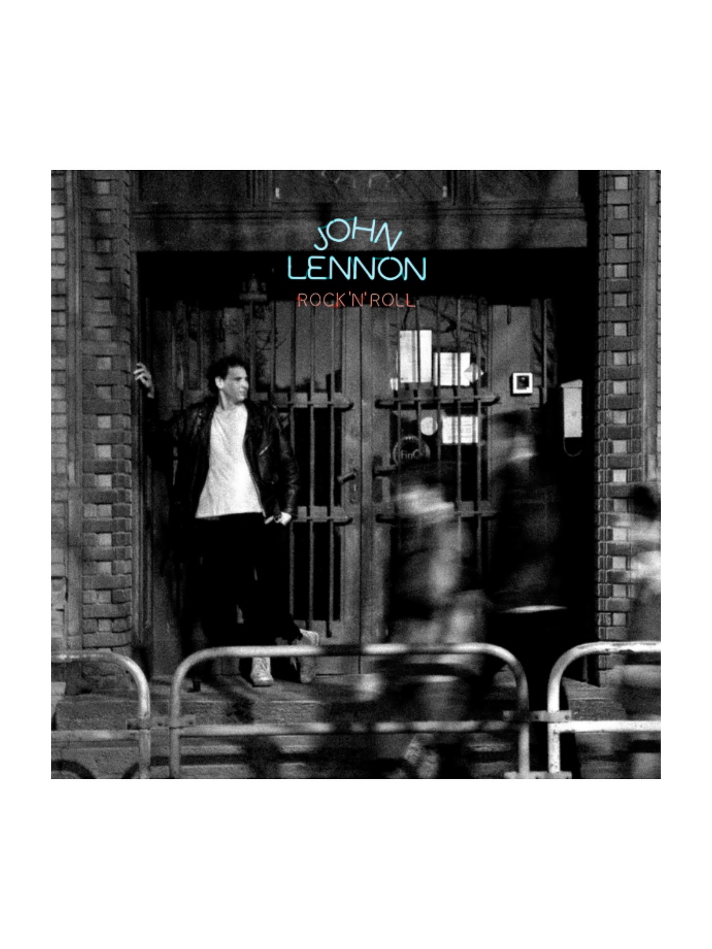 🎶 Na Fajnorke platí, že keď sa do niečoho pustíme, tak Let It Be… ale poriadne. Preto vznikol náš dlhodobý projekt, v ktorom sme ikonické albumy pretavili do sveta techniky ⚙️ a strojáriny. Od legendárneho prechodu po 𝒜𝒷𝒷𝑒𝓎 𝓇𝑜𝒶𝒹 🚶♂️🚶♀️, cez náš vlastný „Definitívne Strojár“ — lebo u nás nejde o 𝒟𝑒𝒻𝒾𝓃𝒾𝓉𝑒𝓁𝓎 ℳ𝒶𝓎𝒷𝑒, ale o jasné rozhodnutia — až po Lennonov ℛ𝑜𝒸𝓀 ’𝓃’ ℛ𝑜𝓁𝓁 🎸 a 𝒲𝒽𝒶𝓉’𝓈 𝓉𝒽𝑒 𝒮𝓉𝑜𝓇𝓎 ℳ𝑜𝓇𝓃𝒾𝓃𝑔 𝒢𝓁𝑜𝓇𝓎?, ktorý na Fajnorke znie skôr ako „Morning Glory? Ideme na sústruh.“🛠️ Každý album prešiel rukami ľudí, ktorí projektu venovali energiu 🔥, nápady 💡 a poriadnu dávku trpezlivosti. Trochu 𝒞𝑜𝓂𝑒 𝒯𝑜𝑔𝑒𝓉𝒽𝑒𝓇 , trochu 𝒟𝑜𝓃’𝓉 ℒ𝑜𝑜𝓀 ℬ𝒶𝒸𝓀 𝒾𝓃 𝒜𝓃𝑔𝑒𝓇, štipka strojárskeho chaosu 🌀 a veľa kreativity — výsledkom je séria, ktorá spája hudbu, železo, humor 😄 aj fajnorácky esprit.💬 A teraz je rad na vás: ktorý album by sme mali prerobiť nabudúce? 🎧🔧 Napíšte nám svoj tip do komentárov — séria pokračuje! 🚀🟧⬜️🟧⬜️#fajnorka #somfajnorak #spss #strojarina #technika #strojar #engineering #mechanicalengineering#abbeyroad #definitelymaybe #whatsthestorymorningglory #rocknroll#thebeatles #oasis #johnlennon #britpop #classicalbums#albumart #creativeproject #schoolproject #design #remake #artrecreation