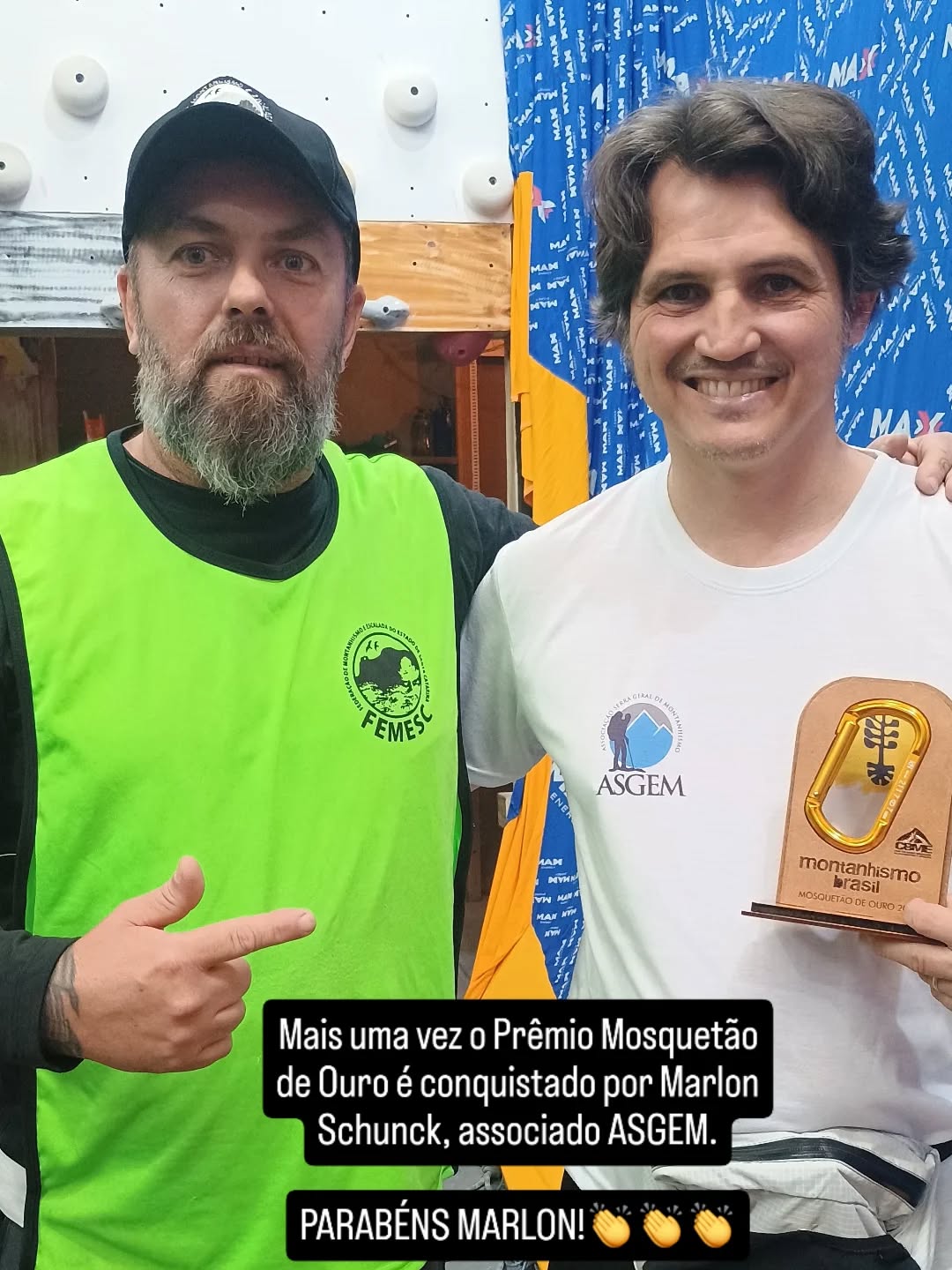 Mais uma façanha épica!
Parabéns @marlonescoteiro e parceiros!
Marlon Schunck, Marcelo Melo e Thales Pordeus Ferreira
Travessia exploratória pelas SERRAS ALTAS da Bahia. Mais conhecida como os Gigantes do Nordeste, ali estão as 28 maiores elevações acima de 1.800 metros de altitude do nível do mar, da Bahia e de toda a região Nordeste do Brasil, sendo o pico do Barbado (2.033 m) o ponto culminante. Foi aí que Marlon Schunck, Marcelo Melo e Thales Pordeus Ferreira realizaram uma travessia inédita no estilo “montanhismo ultraleve”. Ao longo de 8 dias percorreram 145 km e conquistaram 20 picos entre os 28 mais altos.
@femesc.org.br
@cbme.montanhismo
@uiaa_official
@museudomontanhismo
@caminhodasaraucarias
@redetrilhassc
@redetrilhas
@caminhodamataatlantica
@imasantacatarina
@icmbio
@parnasaojoaquim
@parque.serrafurada
@reservadoaguai
@pnas_pnsg