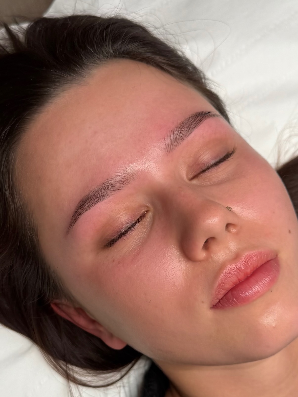 she had good brows then. she has better brows now 🤗