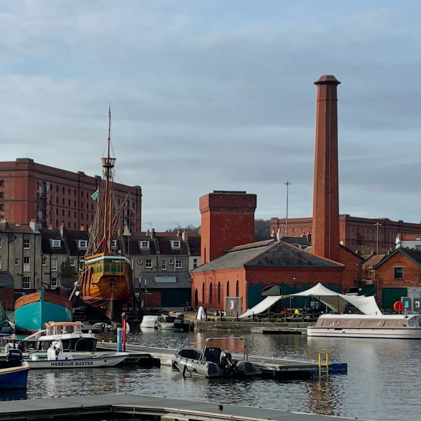 The stunning Matthew was in the dock today outside Underfall Yard having a little TLC, such a beautiful sight on the harbourside! 🚤
#TheMatthew #BristolHarbourside #UnderfallYard #BristolHistory #BristolBoats #BristolHarbour #BristolLife #HistoricVessels #VisitBristol #BristolWaterfront #BristolDaysOut #BristolCrocodile