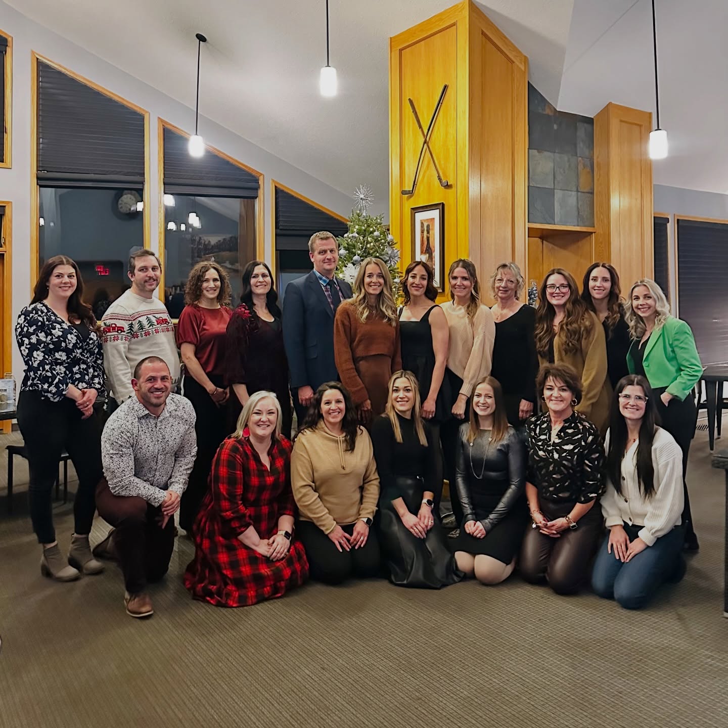 Turns out we don’t always wear scrubs!
The Red Rock Dental team cleans up pretty well.
Loved celebrating with everyone at our Christmas Party! Huge thanks to @paradisevalleymh for hosting!
.
.
.
#Redrockdental #redrockdentalyxh #redrockdentalmh #medicinehatdentist #redrocksmiles #drgibb #drkay #medicinehatdentaloffice #medhatdentist #yxh #medicinehat #dental #medhat