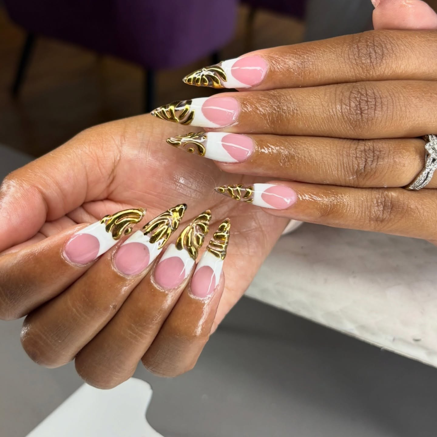 Golden hour but make it nails ⚜️
If you want this for Thanksgiving, secure your appointment now. 💛
#BrownSugarNailSpa #PhillyNails #NailInspo #LuxuryNails #FrenchTips