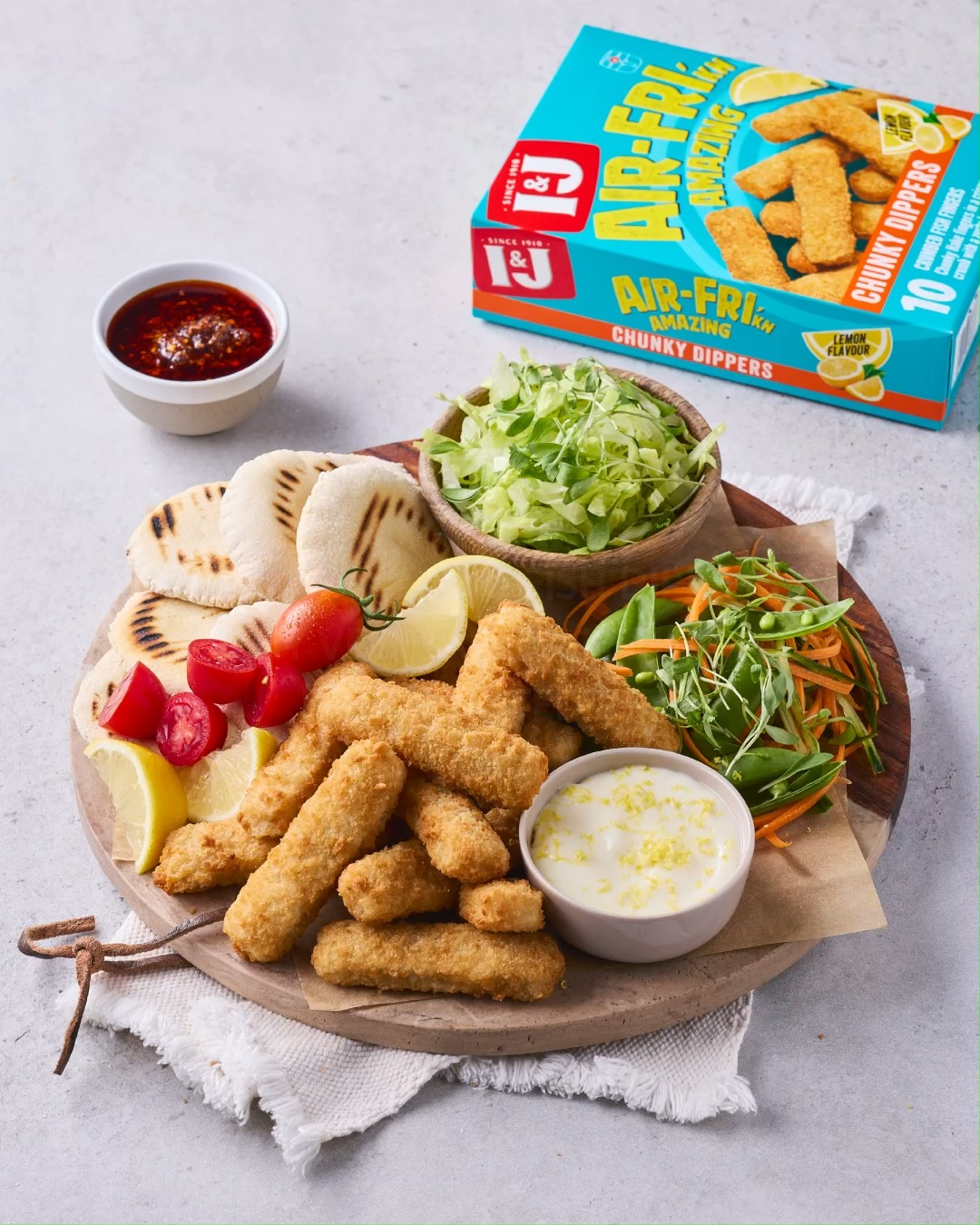 Flavourful and delicious, these Air-Fri’kn Amazing Dippers served with crunchy veggies, mini toasted…