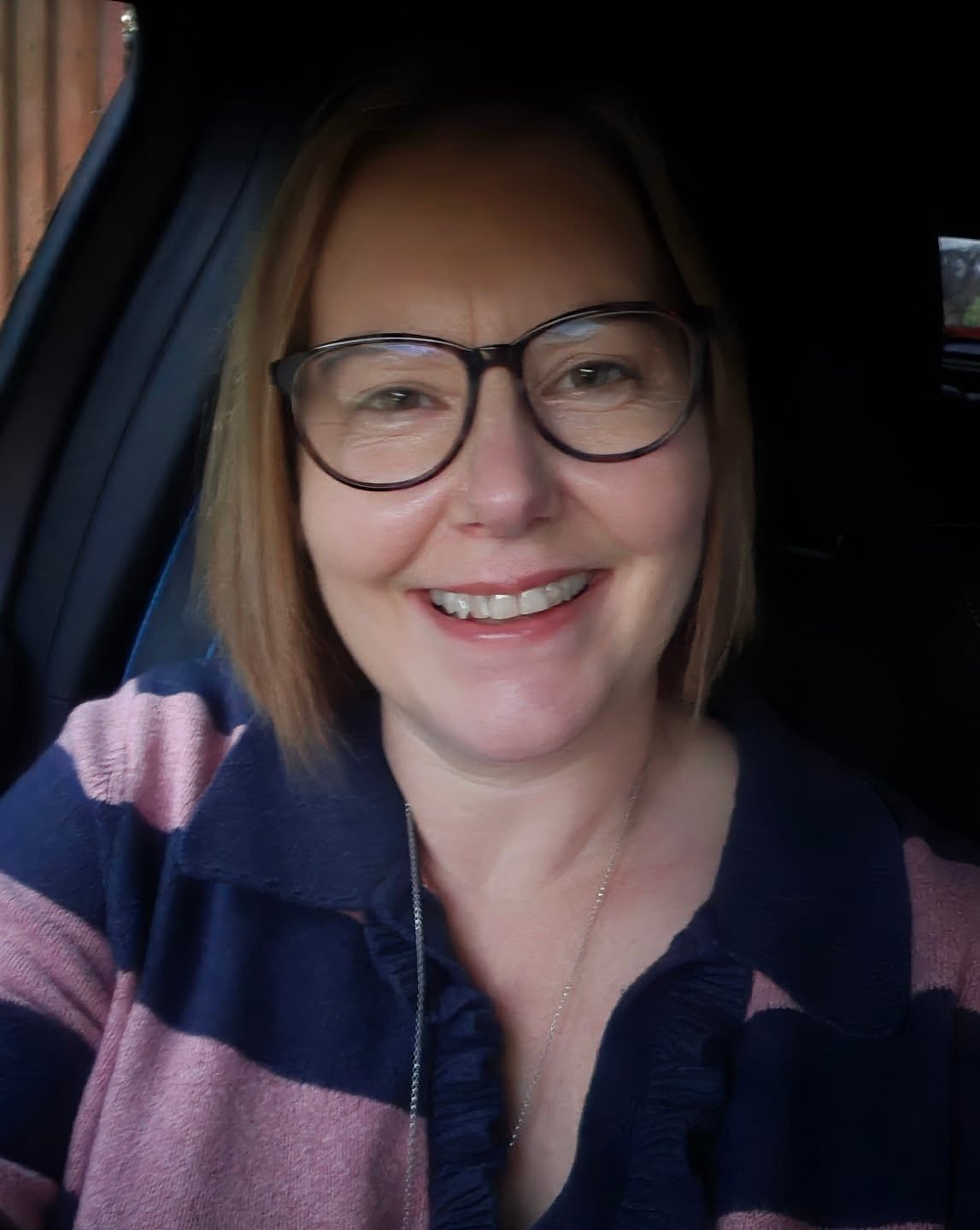 Rumi's quote springs to mind....... 'If everything around you seems dark. Look again. You may be the light' ✨️
#rumiquotes #psychicmedium #psychicawareness #embracingspirit #embracinglife #lifesjourney #shineyourlight