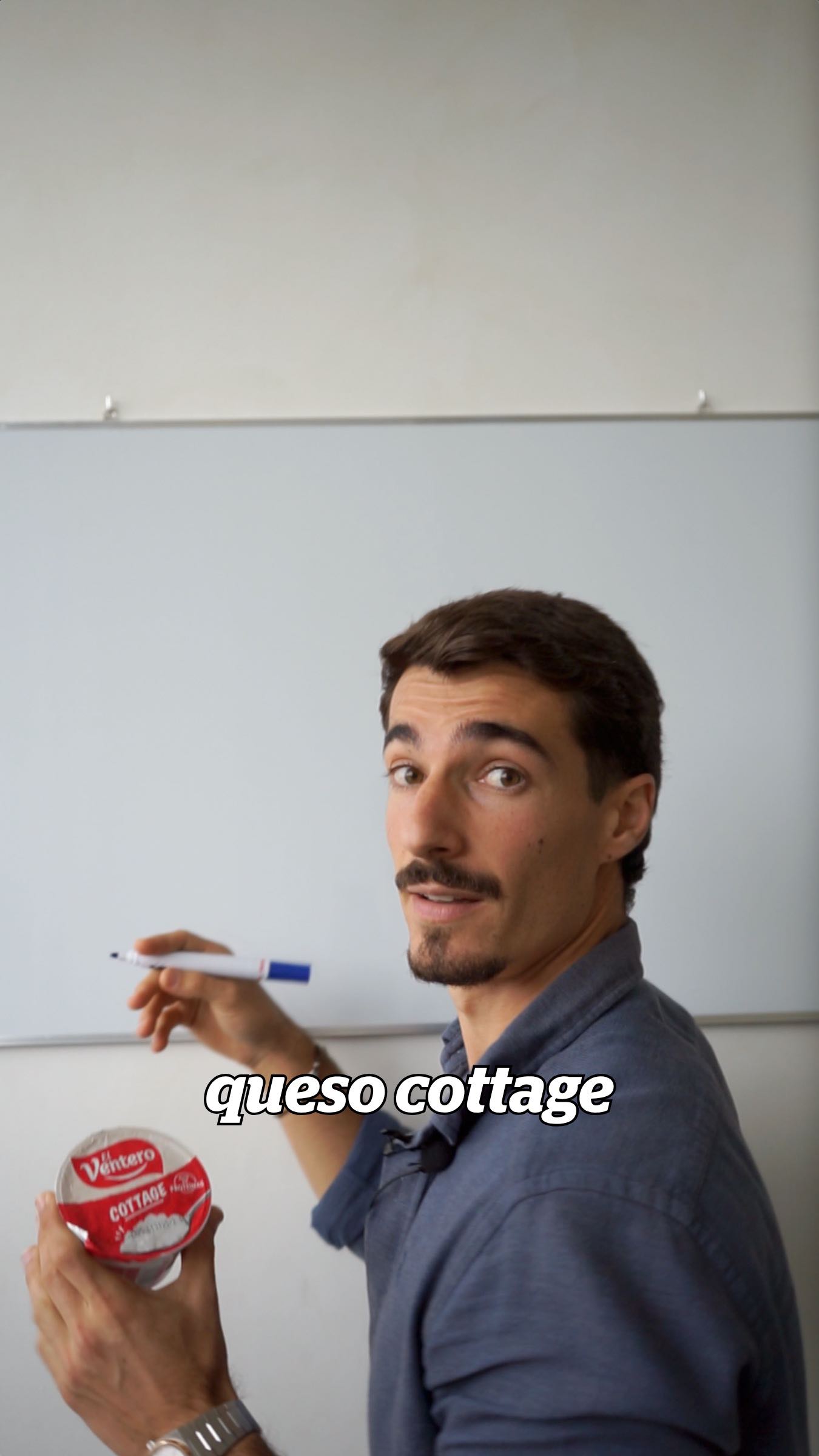 El queso de moda 💪🏽 COTTAGE
Muy interesante y versátil 😋 ¿soléis incluirlo en vuestra alimentación?
A mí me flipa en ensaladas y tostas. Incluso en la cafetería de @cafe.envena lo ponemos con salmón ahumado y rúcula, y es de las tostadas que más gustan 🙌🏽 probadlo!