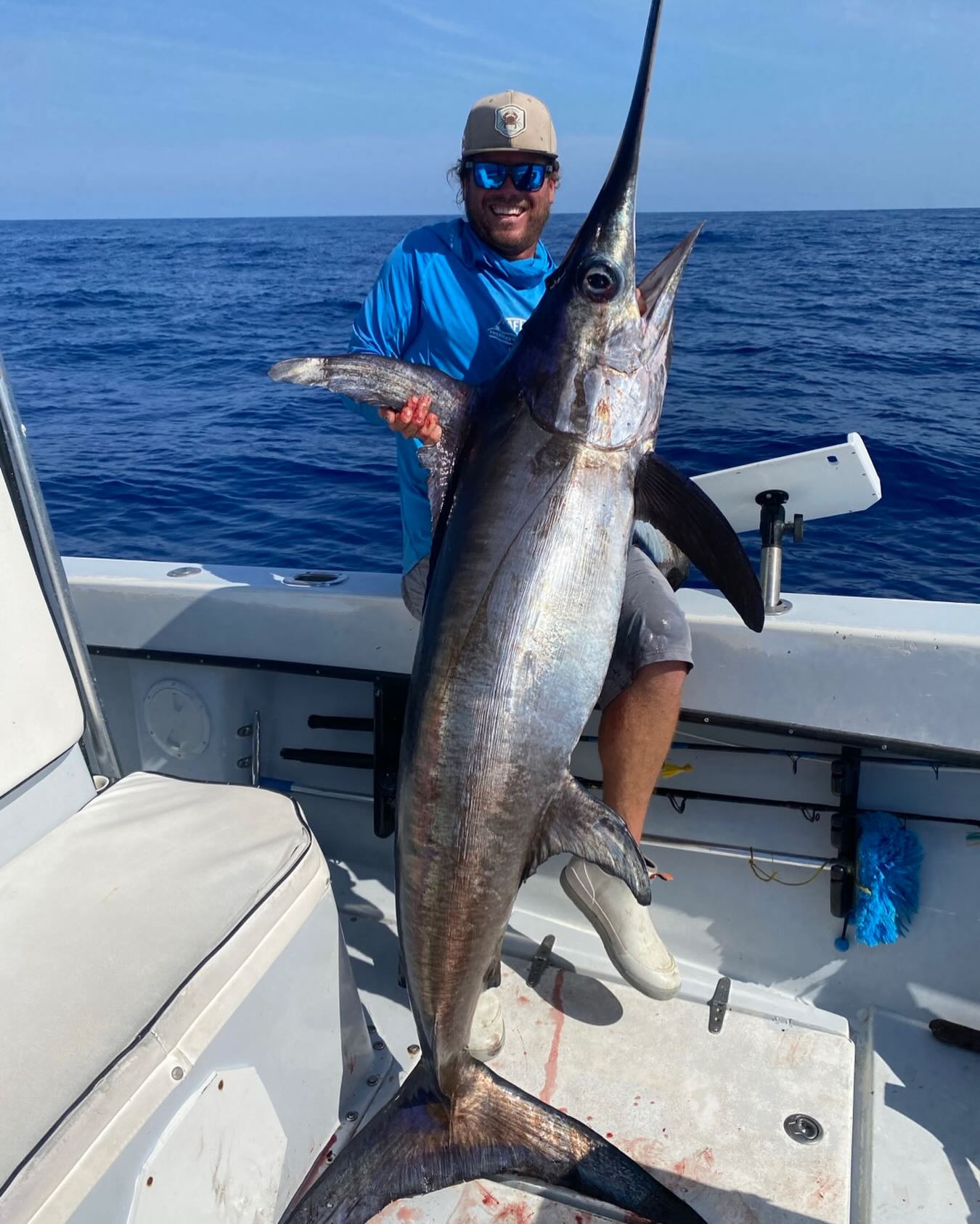 The bite is Hot and Trips available. Book now for you’re chance on a beautiful like this one ☝️ @seasthedaycharters #seastheday #sword #deepdropping #flkeys #flowerstagram #ocean