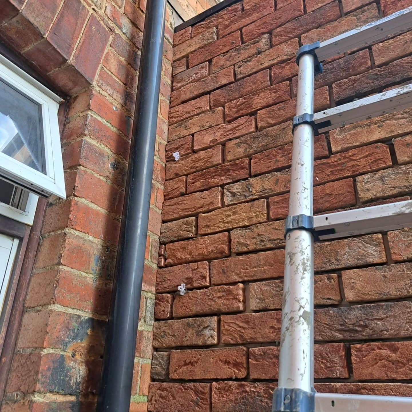 Traditional look, modern core.
This frame will soon become a warm, quiet, high-performing space — built faster than brick and block.
#ModernConstruction #Frametek