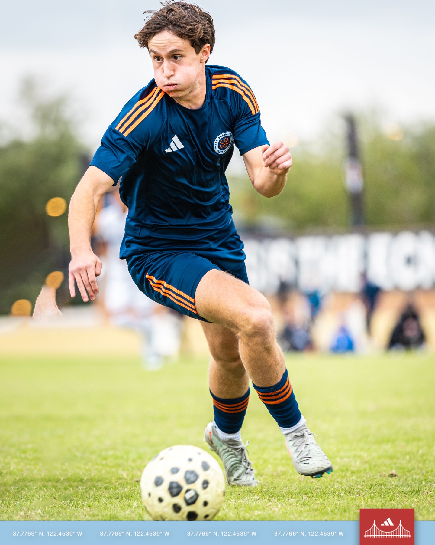 The boys showed up to #ECNLPHX expecting sunshine and got a full mud-episode instead. Rain everywhere, fields getting messy, and squads from the City just playing through it like it was all part of the script. Not the weekend anyone planned, but definitely one they’ll remember.
#ForTheBay | #SiempreComoUno