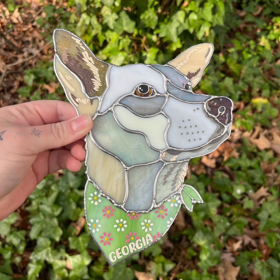 Another one of last year’s portraits because I will NOT be responsible for spoiling any surprise gifts this year (seriously, how are some of y’all doing it? Should I block people?). I especially love the painted bandana this cutie got, with the name done in holo vinyl. I’m about to go out into the studio (aka a big cold garage) and work on some more pets to make sure everyone gets their babies this season! Send warm thoughts!