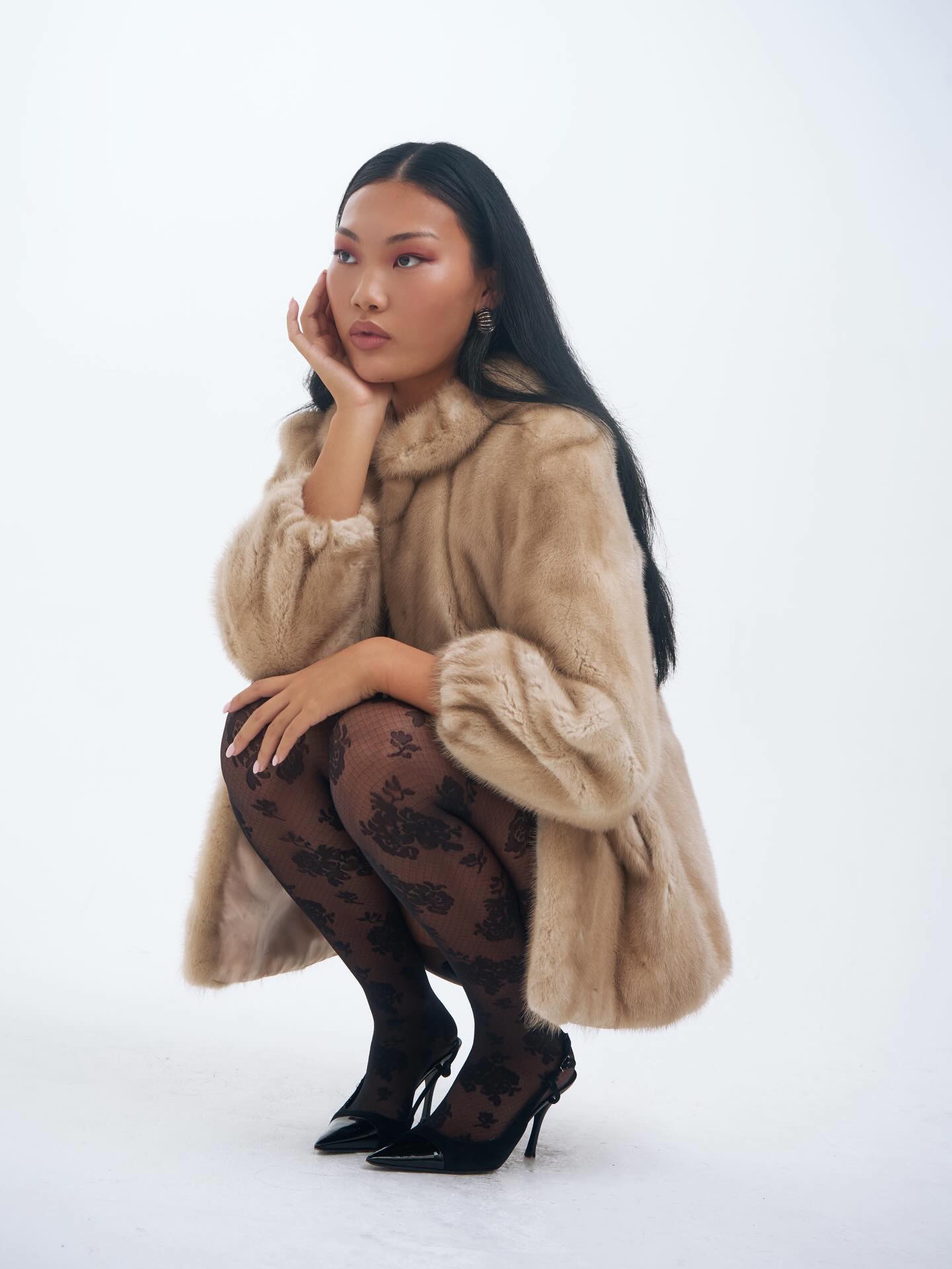 📸✨
Photographer : @jodeyephotography2.0
Muse @feliciallim
Mua @yulincmakeup
Stylist @tessfashionstylist