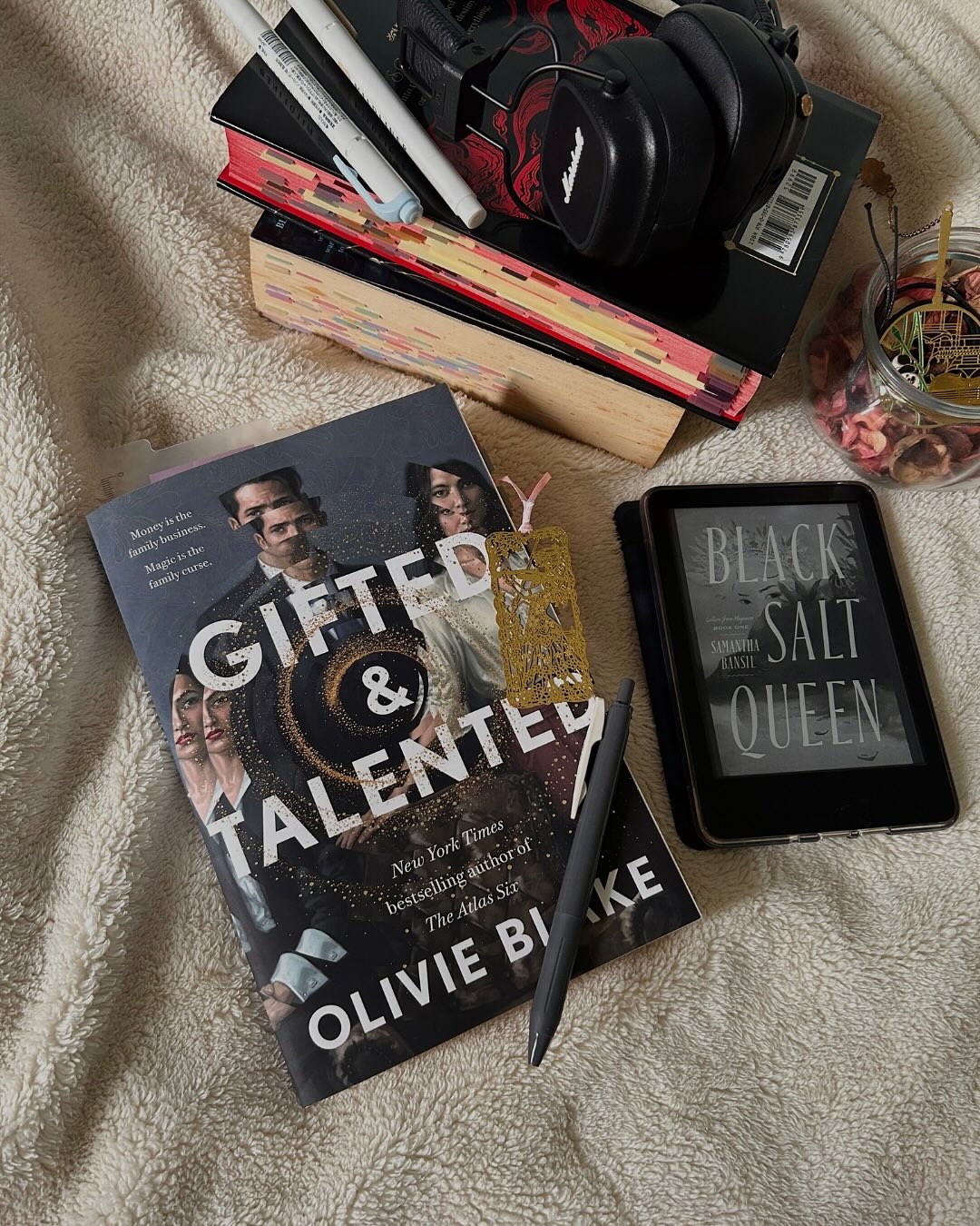 it’s so rare for a main cast of characters to have Asians as the default especially in Adult SFF and i love it when it does.
—— what have you noticed common in the books you love?
reading Gifted & Talented has been wildly entertaining but it also unlocked something in my brain. books with nuanced character dynamics that center tenderness and love for each other despite the circumstances always gets me. they usually happen to have political and social commentary because i think fantasy hits harder when there are touches of realism in it. the realistic elements make the fantastical aspects much more vivid ✨
mushy moment but i feel like i haven’t talked about BSQ in a hot second and i needed to change that, thank you @sam_bansil for healing my inner child,, and thank you @violetearbooks @kevintnorman for choosing BSQ
BIPOCs deserve to have stories that celebrate life outside of their trauma too <3 and i’m happy these books exist now