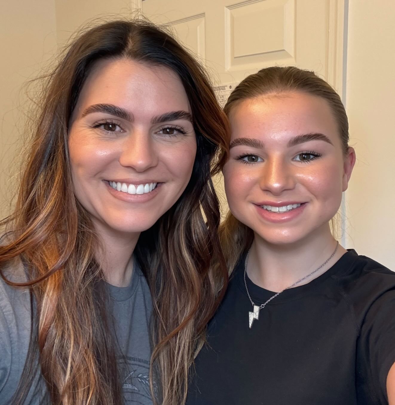 I’m feeling extra grateful for the people who continue to make my brow dreams come true - YOU.
For my Austin clients who continue to make the drive out to see me since ‘the move’ - thank you for sticking with me, for trusting me, and for letting me be a small part of your lives for the last 10 years.
For my Nashville gals who drive three hours round-trip for a lamination (you know who you are!)… your loyalty humbles me every single trip to TN.
Today brow artists are a dime a dozen, and still you choose me… because of that, I get to wake up and do what I love every single day. I NEVER take for granted.
Thank YOU for being here, for supporting my work, trusting me with your brows and your stories 🫶🏼
I hope that you have a wonderful Thanksgiving, surrounded by those you love and that you take a moment to think of what you are thankful for this year (if it’s people, tell them!)