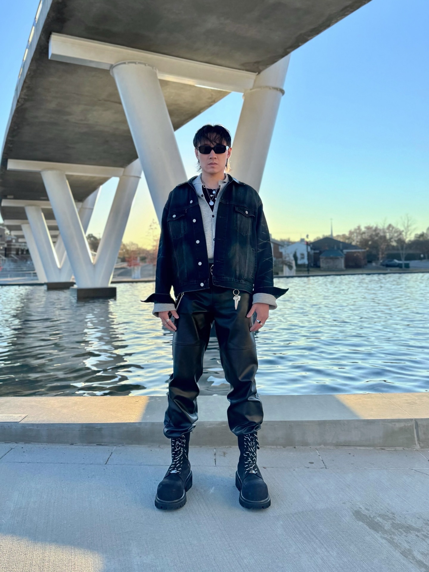 Like this look? Shop at www.highstreetporter.com
Search these keywords in the homepage
Sunglasses: Symbole
Jacket: Leather Collar Denim
Cardigan: Barkley
Belt: Gunslinger
Boots: Zipped Stomper
#mensfashion #mensfashionpost #mensfashionreview #mensfashionblogger #fashionblogger #fashionmen #fashionkilla #fashionmens #fashionmenswear #mensfashionblog #mensfashions #mensfashionstyle #mensfashiontips #mensfashiontrends #mensfashionwear #mensfashiondaily #mensfashionposts #mensfashionadvice #mensfashiontrend #acnestudios #leathermen #acnestudio #balenciagaboots #chromehearts #chromeheartsbelt #pradasymbole #therow