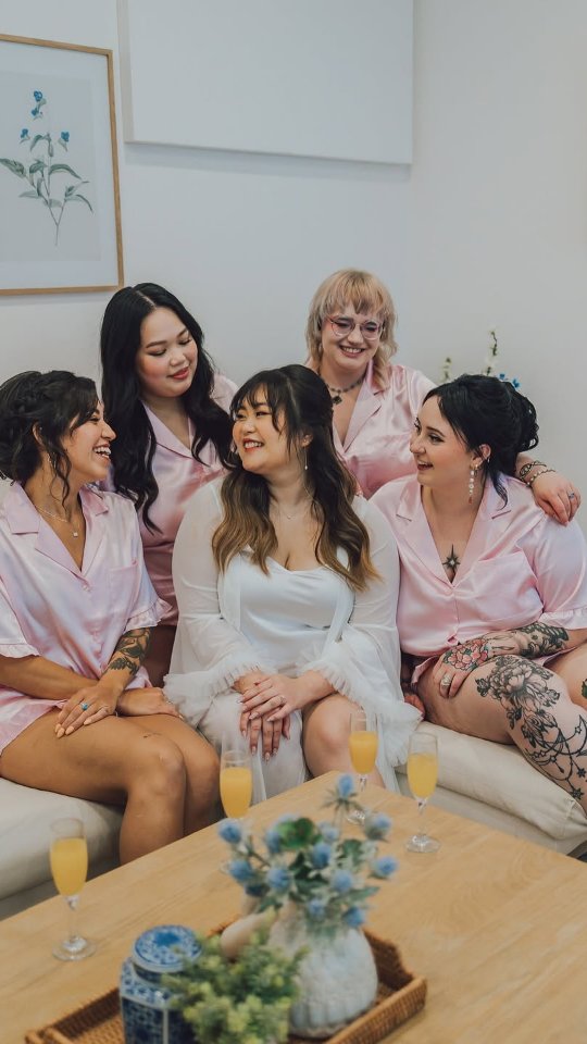 Your bridal party is one of the best parts of your wedding morning — the laughter, the energy, the support, the hype. All of it sets the tone for your entire wedding day experience. ✨💕
And at Design Affair Salon Studio, we’re built for exactly that.
From large bridal parties, bridesmaid hair and makeup, mixed hair textures, different skin tones, and varied glam preferences — we accommodate it all with ease.
Why? Because we plan, we staff intentionally, and every artist who joins your morning is hand-selected, vetted, trained, and aligned with the DASS Bridal Standard.
Your bridesmaids deserve to feel beautiful and confident, too — and you deserve a wedding morning that runs smoothly, on time, and stress-free… not rushed or chaotic.
Soft curls, romantic waves, glowing bridal makeup, polished bridesmaid glam, organized timelines, and a morning that feels like your people + your peace.
That’s what we bring to the room.
Because when your bridal party hair and makeup looks seamless and cohesive, it elevates your entire look, your photos, and the energy of your day — and that’s the kind of magic we love creating. ✨🤍
#BrideToBe2025
#2025Bride #MinnesotaBride
#MNBrides
#TwinCitiesWedding
#MinneapolisBride
#StPaulBride
#MinnesotaWeddings
#TwinCitiesBridal