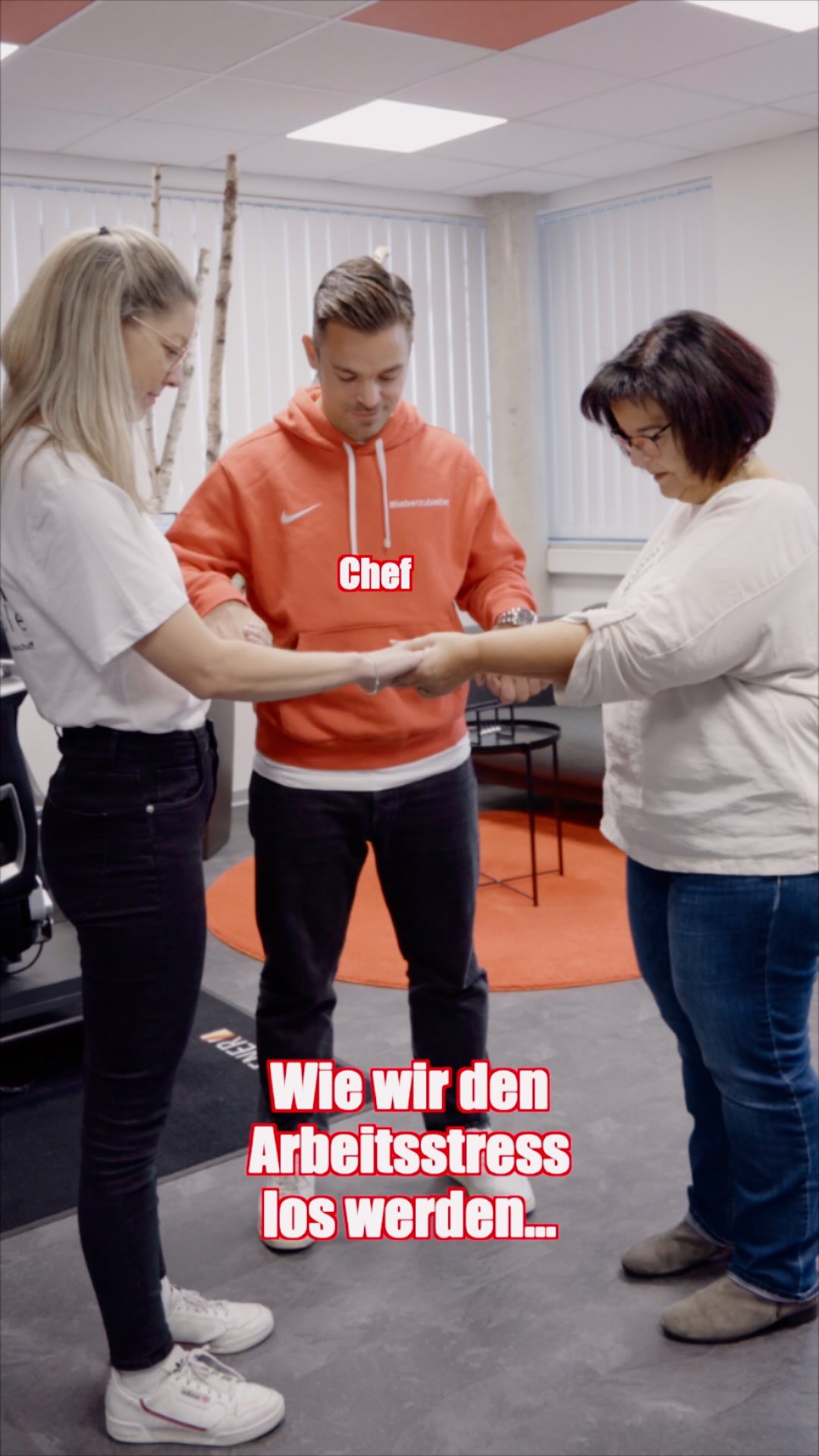 Stress los werden? Kein Problem für unser #team 😎
Ist’s bei Euch auch der Chef, der den Stress auslöst? 🤔
Beim stressfreien Führerschein führt kein Weg an #lieberzubieber vorbei ✌️
#fahrschulemitstyle #fahrschulelife #premiumfahrschule #realdrivingskills #fahrschulebieber #führerscheintipps #fahrschulcontent #realfahrschule #fahrschuleaschaffenburg #fahrschule #aschaffenburg #goldbach #waldaschaff #führerschein #motorrad #roller #auto #b197 #autoführerschein #motorradführerschein #rollerführerschein #anhängerführerschein #premiumfahrschule #hösbach #b96 #bestefahrschule #trend #b196 #nostress
