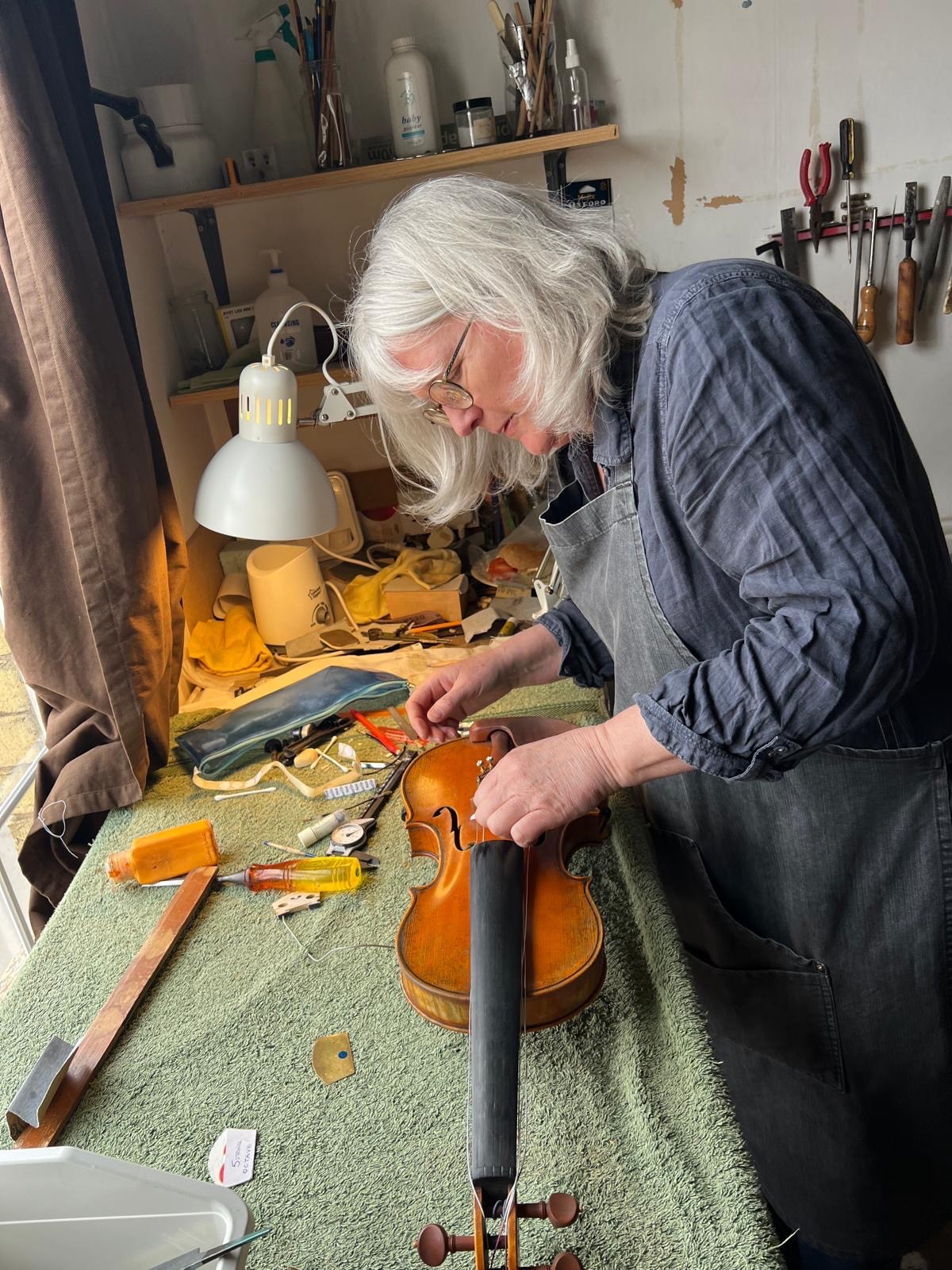 Thank you to the people behind the sound 🎶 🎻
To the players, artists, musicians, sound engineers, producers, composers, arrangers, collaborators and everyone who makes Bridge Instruments what it is, thank you. From late-night studio sessions to live stages, from raw ideas to finished instruments, this is a collective effort.
The Bridge workshop is where concepts turn into custom models, where details matter, and where every instrument is built with our care and intent.
Just skill, experimentation and people who care deeply about how things feel, look and sound.
We’re proud of the work we make together, and even more excited about what’s coming next.
Merry Christmas
Love Ceris & Paul
🎻🥂
#BridgeViolins #BridgeWorkshop #CustomStrings #ElectricViolin #BridgeFamily