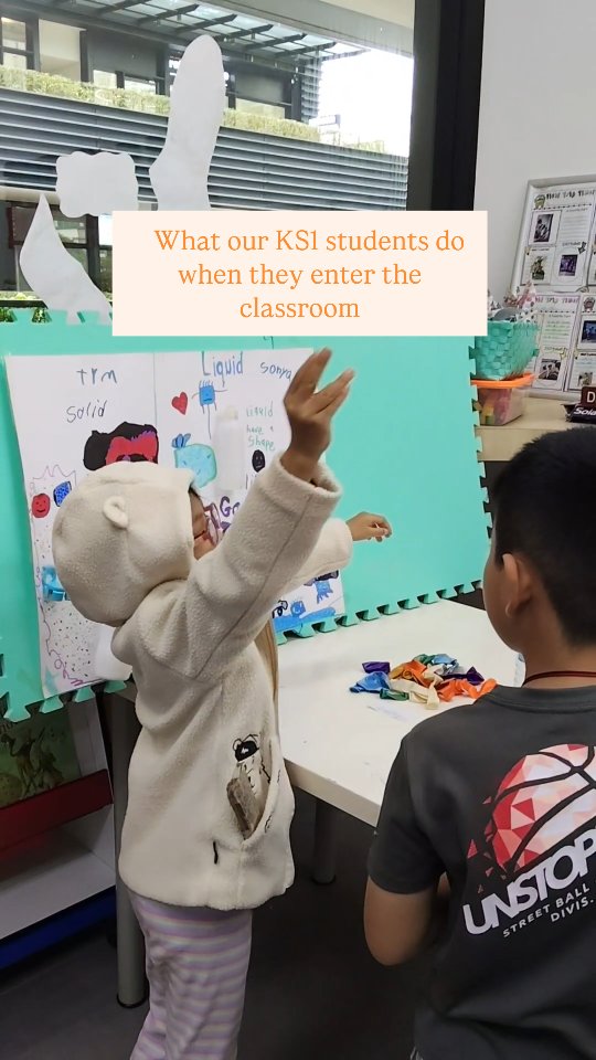 The only true educational value we can pass on to the next generation is problem-solving collaboratively and independently.
The heart of Reggio Emilia paves way for motivated and accountable child-centered learning ♥️
#reggioemillia #childdevelopment #preschool