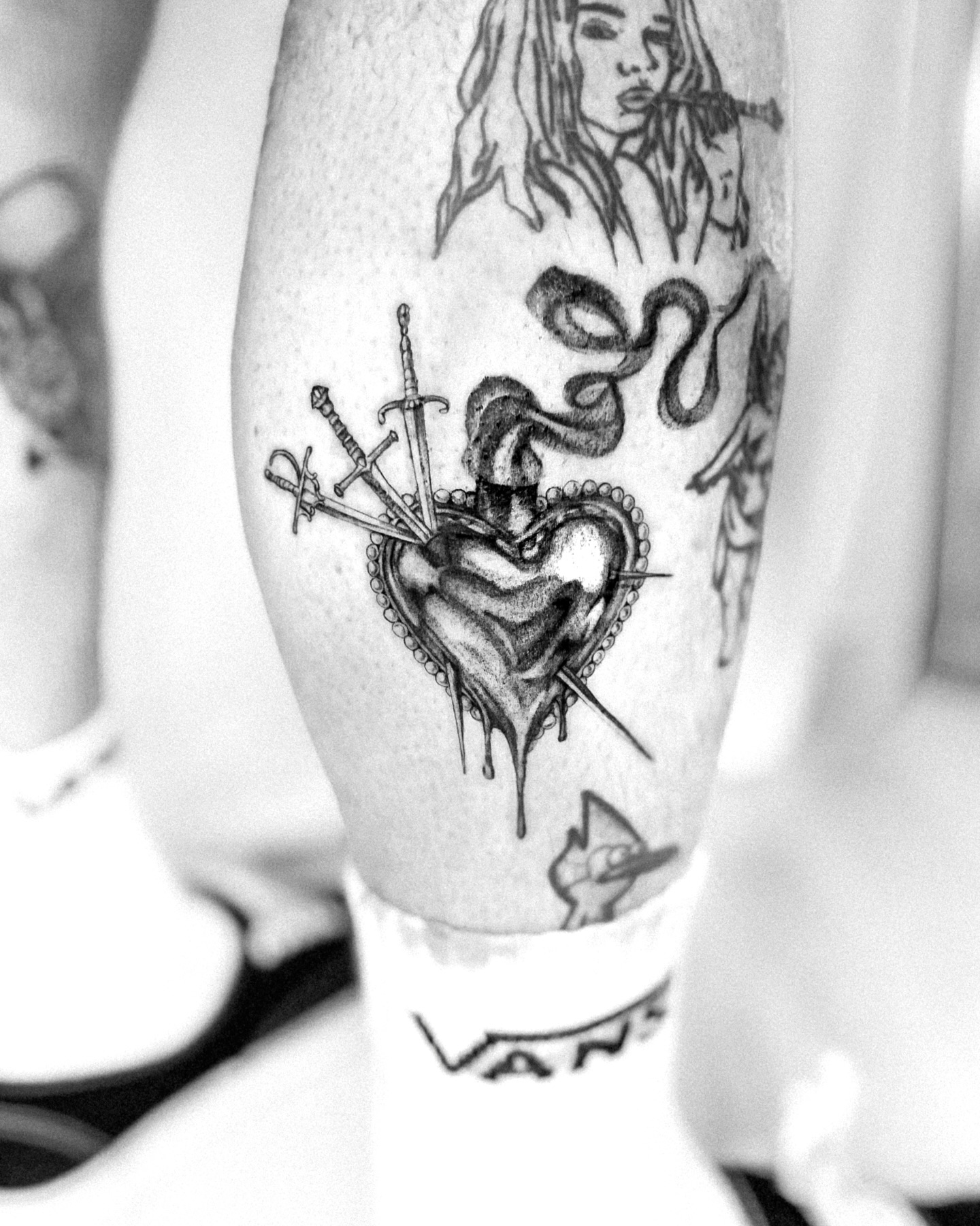 🗡️❤️🔥Chrome Dripping pain, w/ sacred fire—— heart that bleeds light instead of fear•Three blades in the heart but, still shining.
✽
✽
✽
#TexasTattooArtist #AustinTattooArtist #DallasTattooArtist #HoustonTattooArtist #SanAntonioTattooArtist #TexasInk #TexasFineLineTattoo #FineLineTattoo #LineWorkTattoo #MinimalLineTattoo #glittertattoos #naturetattoo #WomenTattooArtist #FemaleTattooArtist #WomenWithInk #GirlsWithTattoos #TattooedWomen #chrometattoo #shinttattoo #TattooArtist #TattooArt #TattooDesign #Womentattoodesign #TattooInspiration #swordtattoo #sacredhearttattoo #artnouveautattoo #girltattooideas