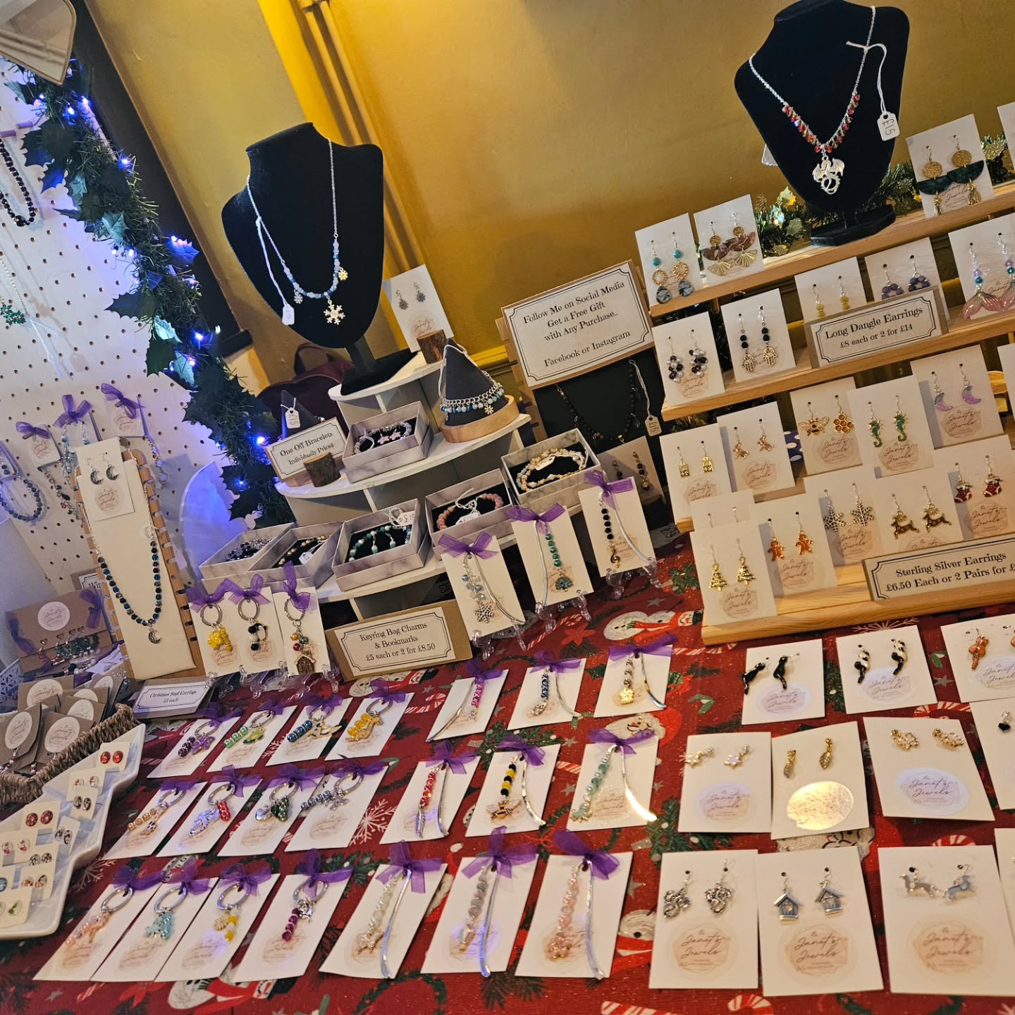 Thank you to everyone who came to my stall at Biscot Mill today, and thank you to the chef and staff for my kids size beef roast lunch, was yummy 💜😋
My next event will be the last 1 of the year, at Woburn Village Hall on Sunday 21st December