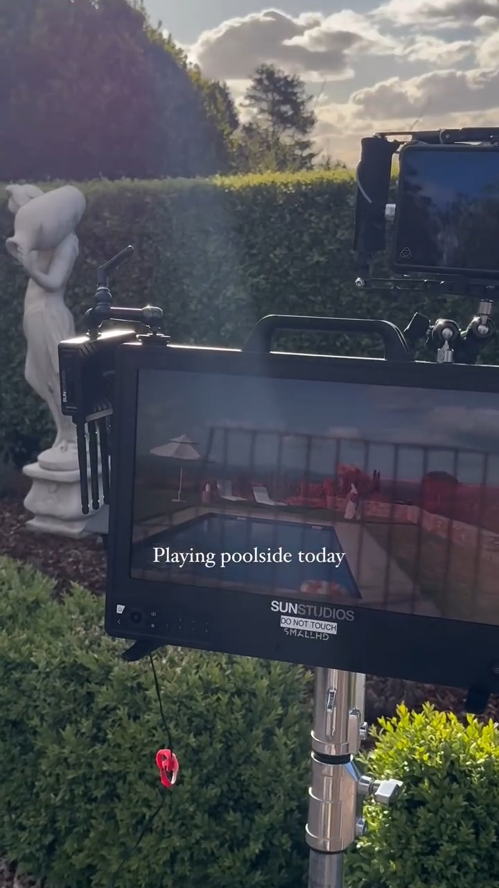 Behind the scenes at Build & Style ~
Our first-ever collaboration is officially underway — bringing together @downeeaustralia and creative collaborator @natasha_morgan_ for something truly game-changing.
Poolside setups, cameras rolling, and big creative energy… this is just a glimpse of what’s coming.
Stay tuned — exciting things are on the way!
•
•
•
•
•
#BuildAndStyle
#Downee
#NatashaMorgan
#DesignInspiration
#CreativeCollaboration
#BehindTheScenes
#shootday
#rolling
#lightscameraaction
@toffeestudiosau