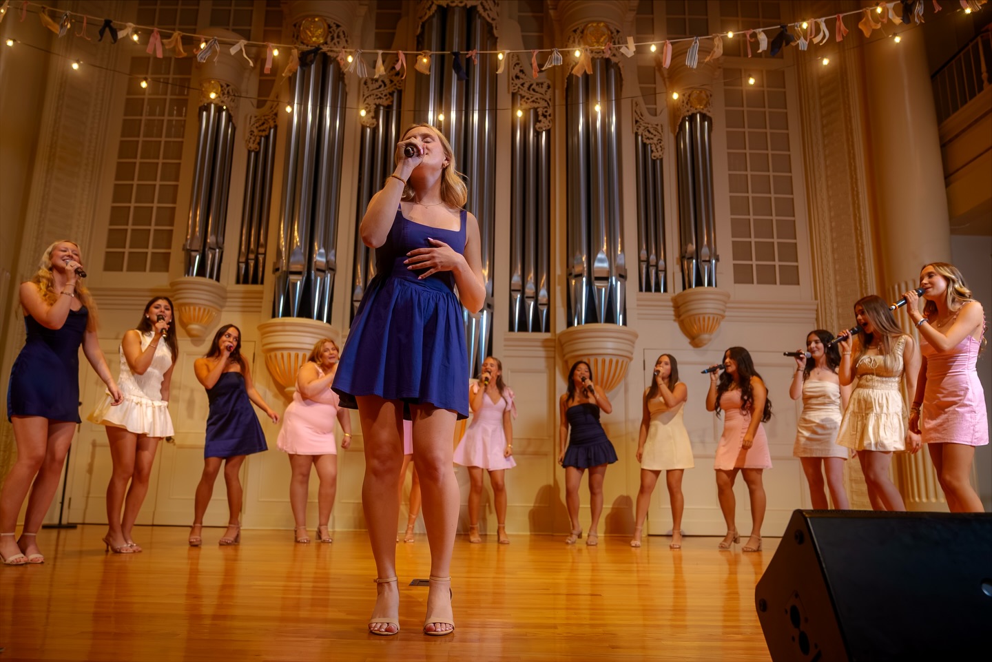 Our fall concert was unforgettable!! Thanks so much to everyone who helped make this night so magical & memorable. Sweet love🫶🏼
….
📸 @hey.its.camera.guy