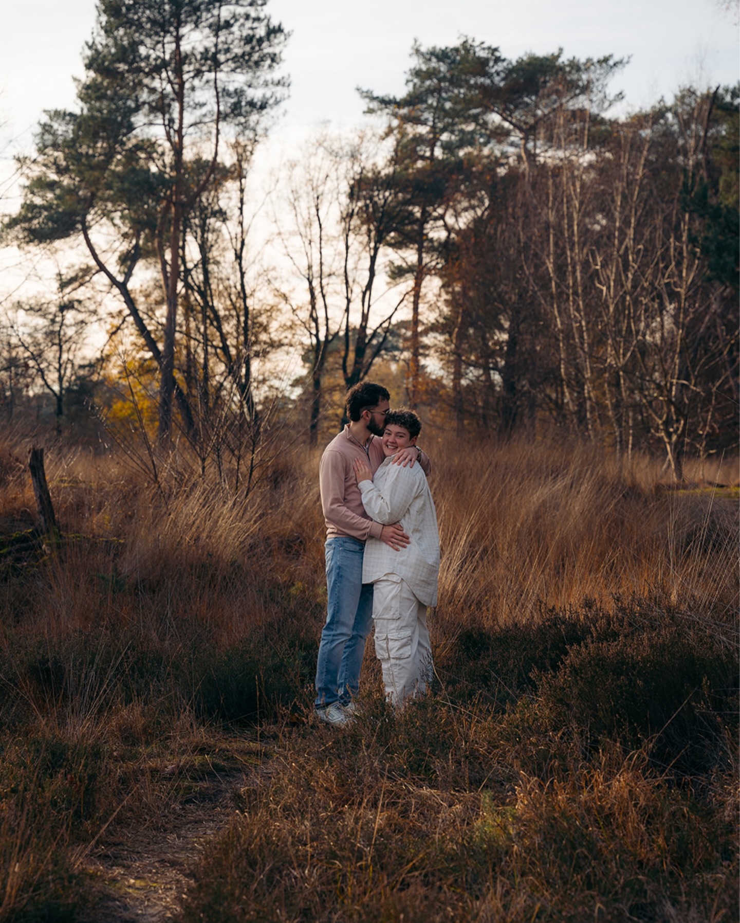 De tijd vliegt en we zijn al bijna halverwege december 😮💨✨
Wil je nog een shoot voor 2026 boeken?
Boek dan vóór eind december en ontvang 5 extra beelden gratis bij je pakket 🥰
Deze actie geldt voor alle shoots:
Newborn • Zwangerschap • Loveshoot • Gezinsshoot 🤍
Wie van jullie zie ik in 2026? 🥰
#fotoshoot #fotograaf #fotograaftiel #fotoshoottiel #newbornshoot #zwangerschapsshoot #loveshoot #gezinsshoot #gezinsfotografie #babyfotografie #zwangerschapsfotografie #gelderland #tiel #regiorivierenland #betuwe #cothen #beesd #waalwijk #culemborg #geldermalsen #benedenleeuwen #druten #zaltbommel #werkendam