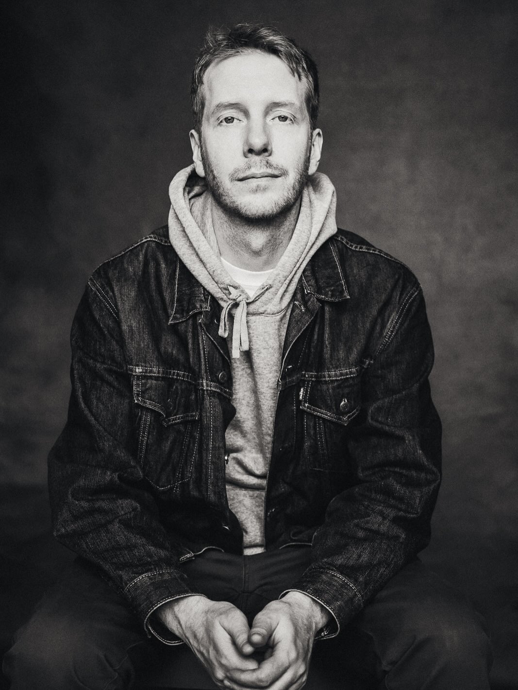 Hello party people! I am Nick Coyle, a multi-media designer, director, motion artist and illustrator based out of Toronto. Welcome to my page of creative endeavours, projects and ideas. I will be posting my work separate from my personal page @nickycoyle , you know to look like a professional and what not. I have lots of new projects in the works and always open for collaboration, commissions and freelance. Happy first post to me, here’s to many more to come.🍾
Photos by the very talented @its_sam_coyle who just so happens to be my twin! ⭐️⭐️ Check out her work
#graphicdesign #design #art #torontodesigner #toronto #graphicdesigner #instadesign #motiondesign #3D #canada #canadadesign #photography #work #freelance #freelancedesigner #firstpost