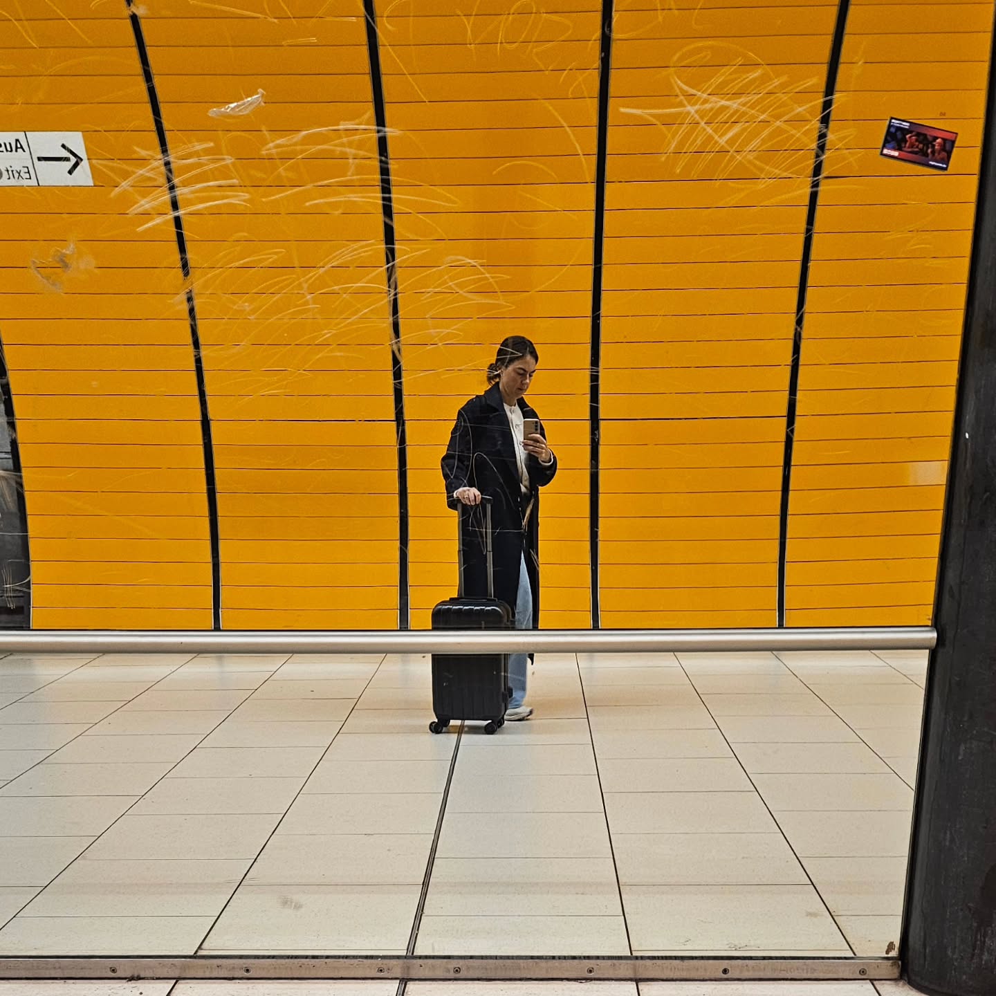 Better late than sorry. November recap. 🍂❄️
Hach das war schön. War das nur ein Monat?
◇ Off to Mallorca, girls time. Sommer- und Radsaison verlängern. Wow tat das gut. Meeresrauschen im Bett, Salz in den Haaren. Tan lines von der Rennradhosen.
◇ Off to Ciasso, business trip & holding space, Yoga in unserem HR offside
◇ erste Mal Pasta selber machen
◇ erste Mal Schnee in den Händen
◇ erster Glühwein und wieder merken, not my favorit kind of wine
◇ Vom Flieger direkt in unsere Coachingausbildung. Modul 7 Karrierecoaching
◇ Bae sehen nach 3 Wochen und feststellen uii it's us since 1 year ♡
◇ letzter Yoga Brunch für dieses Jahr, mmmh
& Hej Dezember, bisher warst du echt fein (wie meine Mama jetzt sagen würde ;))
..
#recap
#yogabrunch
#yogabrunchregensburg #firmenyogamünchen #firmenyoga #rennradmallorca #capdeformentor #rennradgirls #systemischescoaching