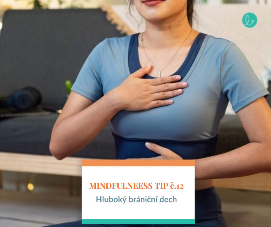 🌿MINDFULNESS TIP č. 12 : HLUBOKÝ BRÁNIČNÍ DECH
Ruka na břicho → nádech → pomalý výdech.
Jednoduchý dech, který dokáže zklidnit stres i napětí.
Dech je tvoje kotva. 💙
Celý článek najdeš tady:
🔗 https://www.semwell.org/post/tip-c-12-hlubok%C3%BD-br%C3%A1ni%C4%8Dn%C3%AD-dech
#semwell #mindfulness #dech #wellbeing #vsimavost
