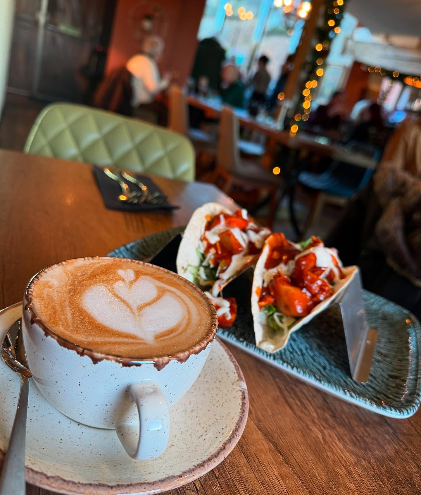 This time of year is giving us cosy vibes for lunch 🫶🏽 🌟