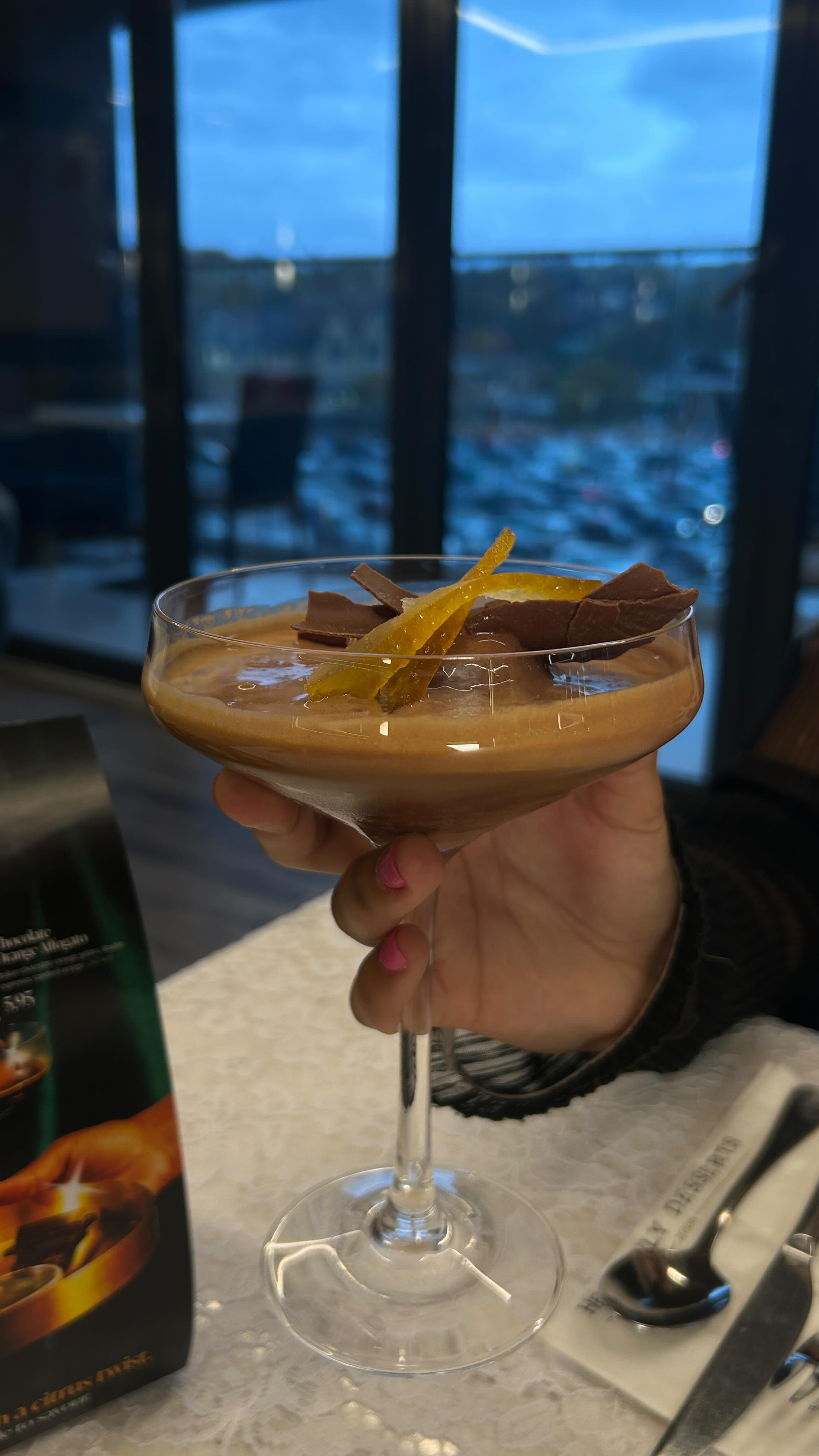 The Chocolate Orange Affogato… your new winter obsession 🍊☕️✨
Rich espresso poured over chocolate-orange gelato, finished with candied orange.🤤
Visit your nearest Heavenly Desserts and taste the season.📍
